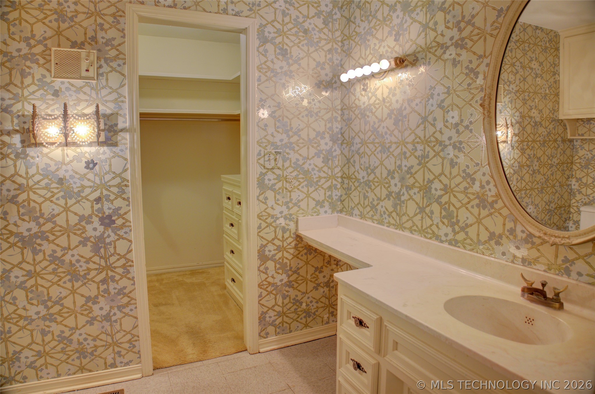2926 E 57th Place Property Photo 43