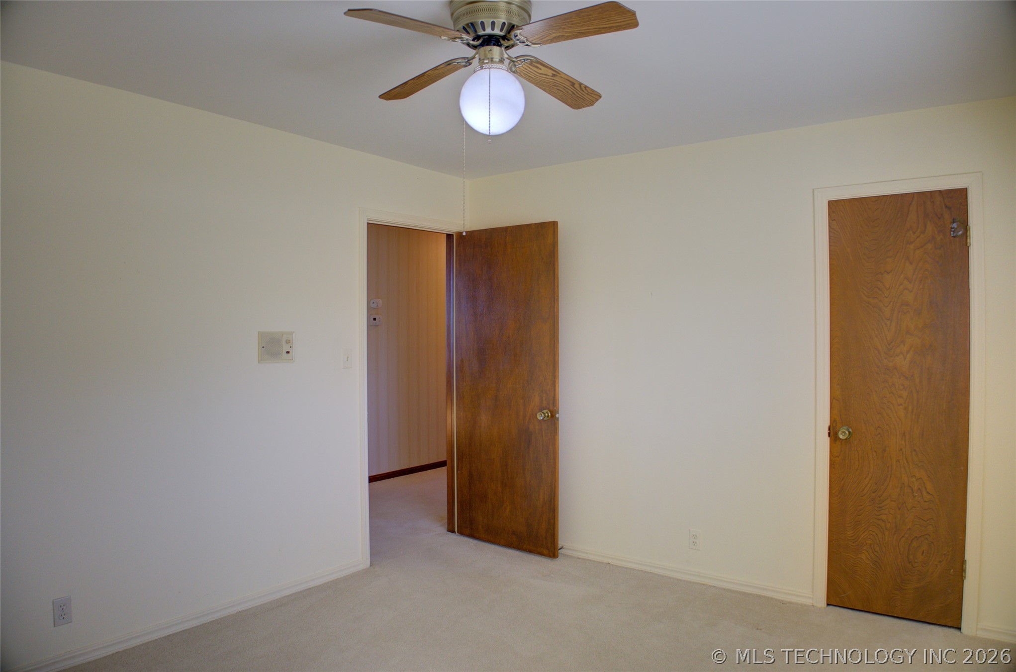 2926 E 57th Place Property Photo 51