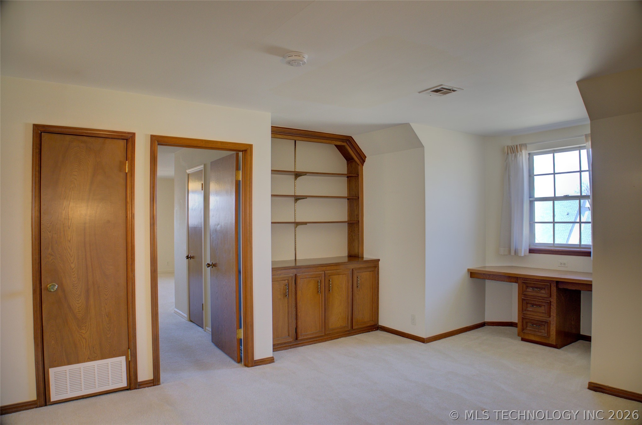 2926 E 57th Place Property Photo 54