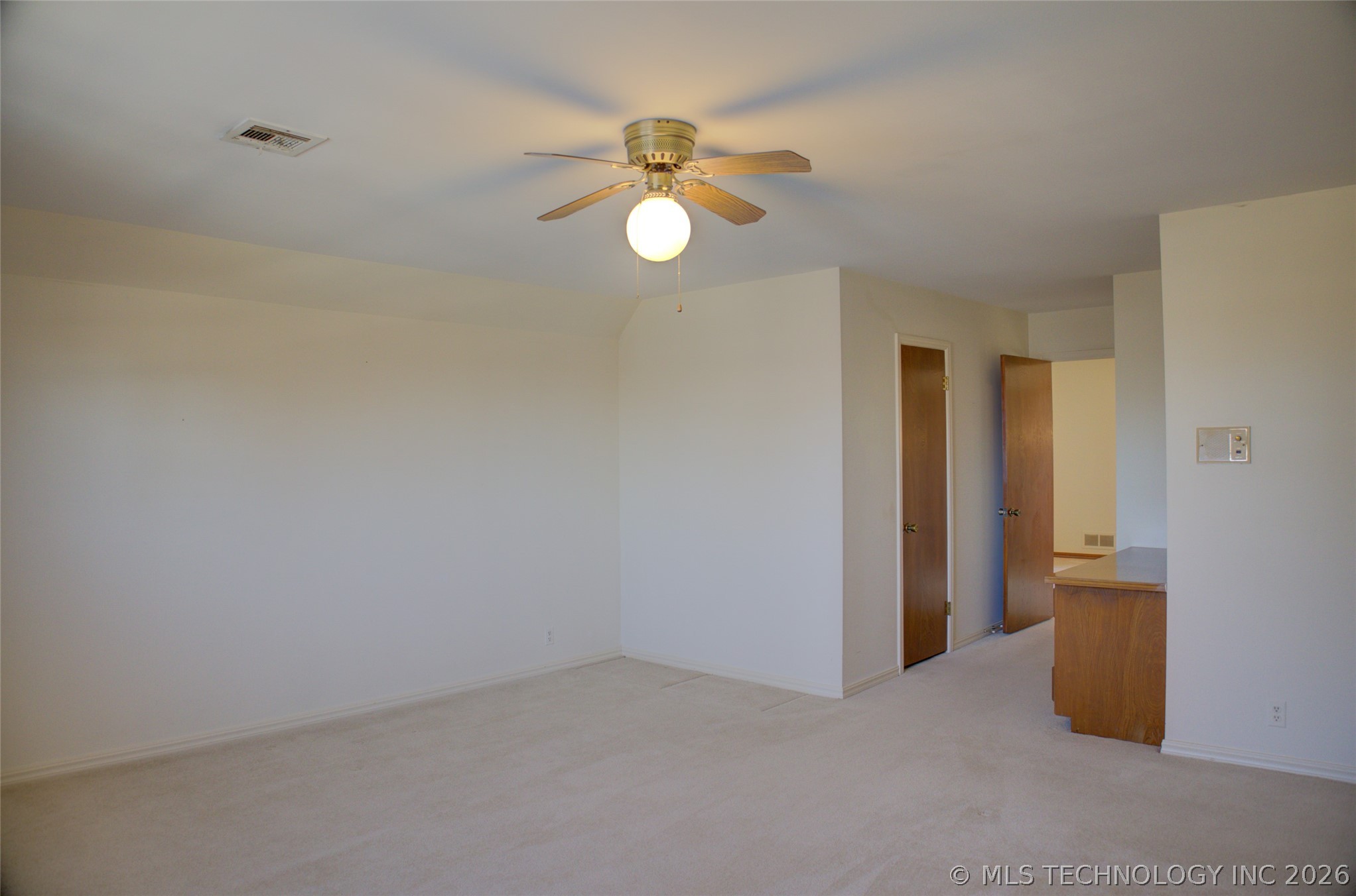 2926 E 57th Place Property Photo 64