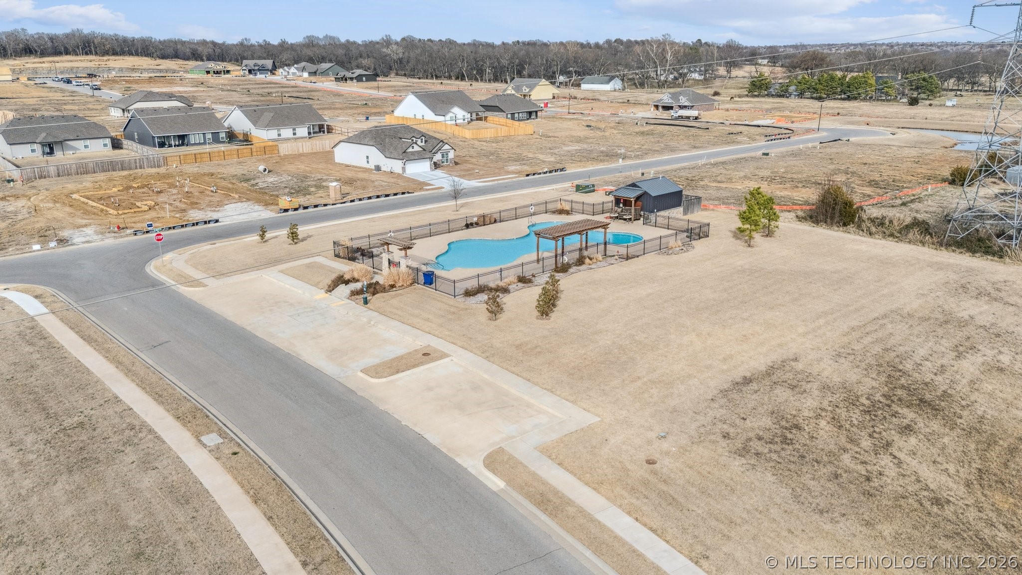 7408 E 87th Place N Property Photo 32