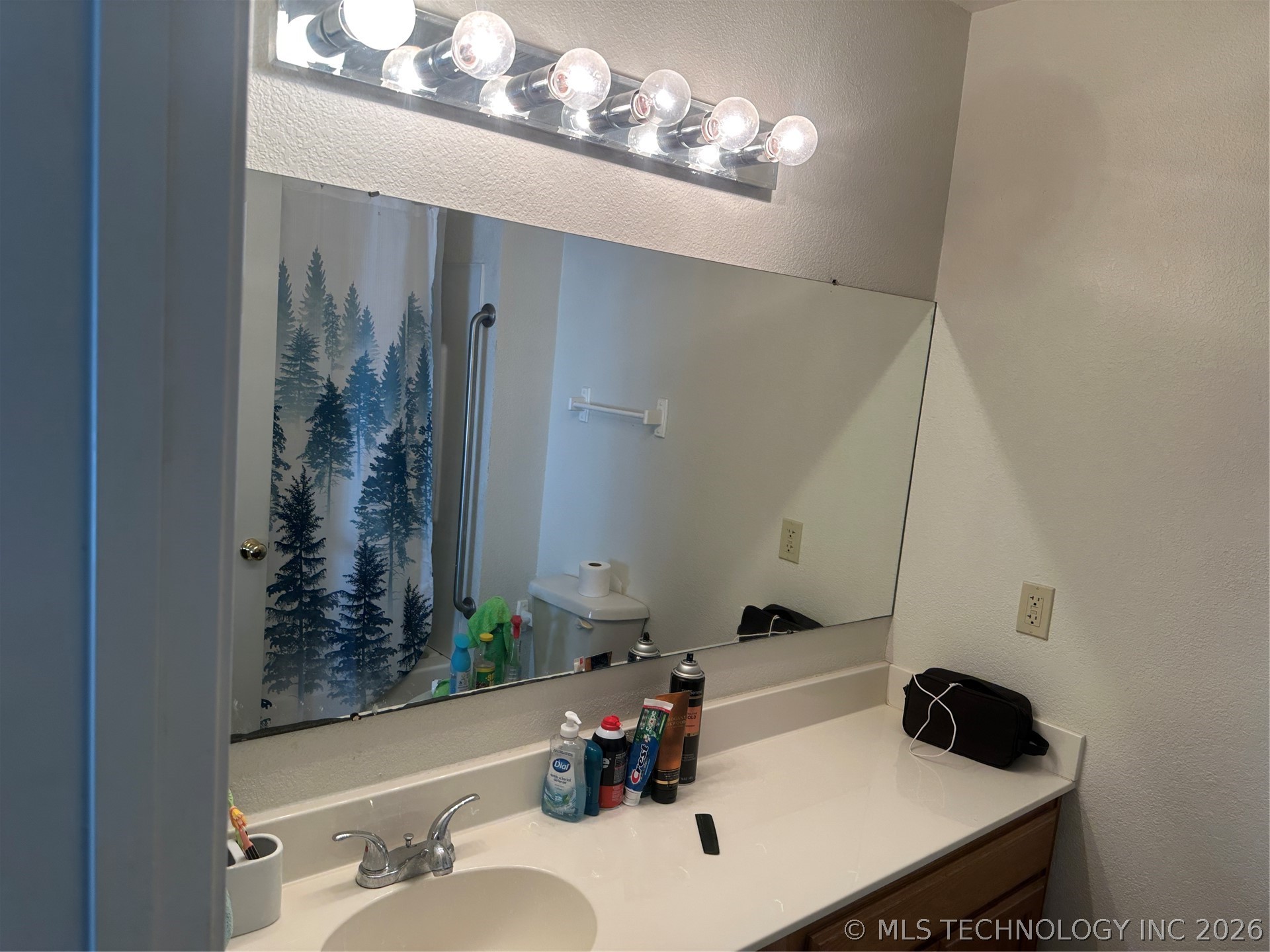 907 W Knisley Property Photo 25