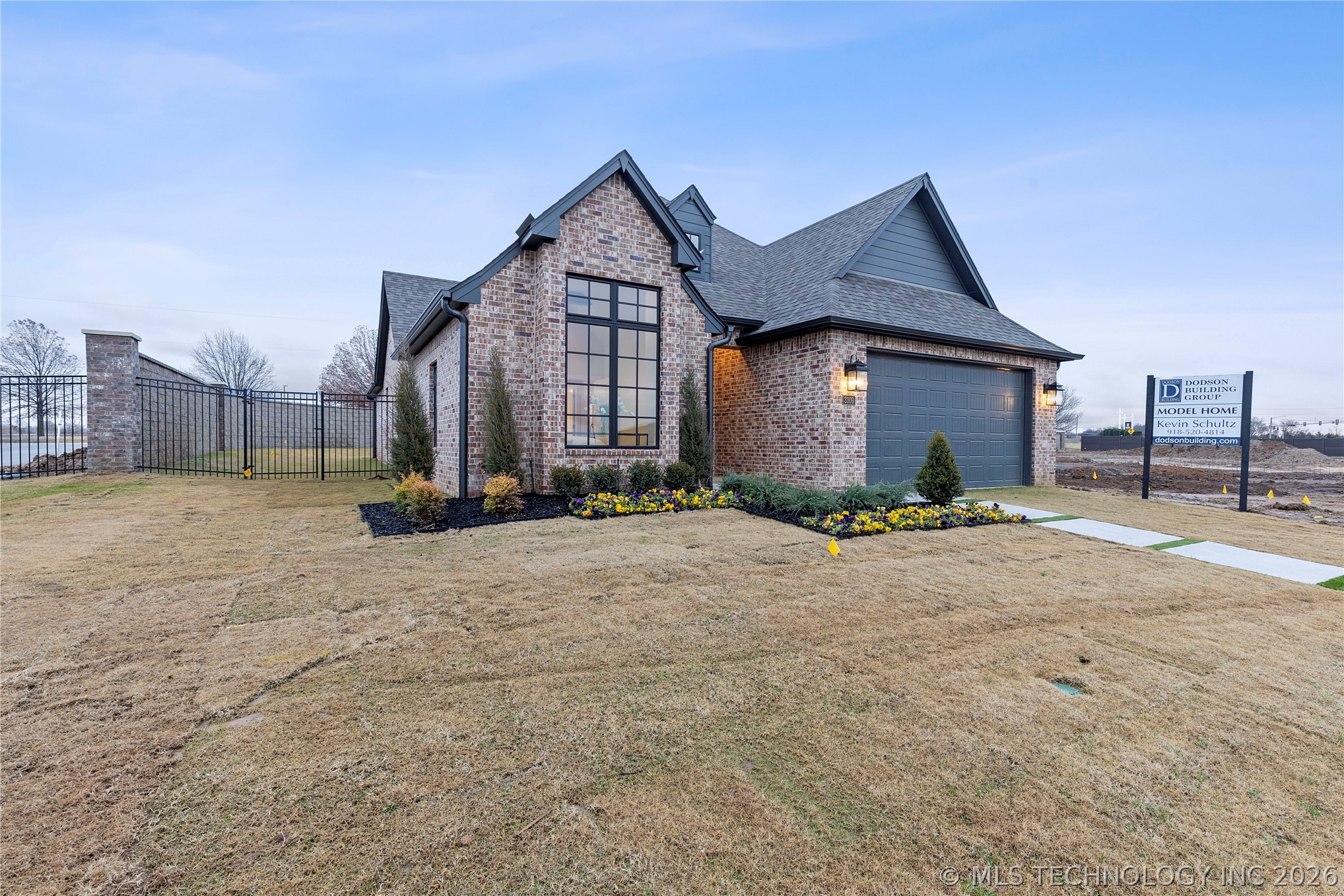 3703 W Laredo Place Property Photo 3