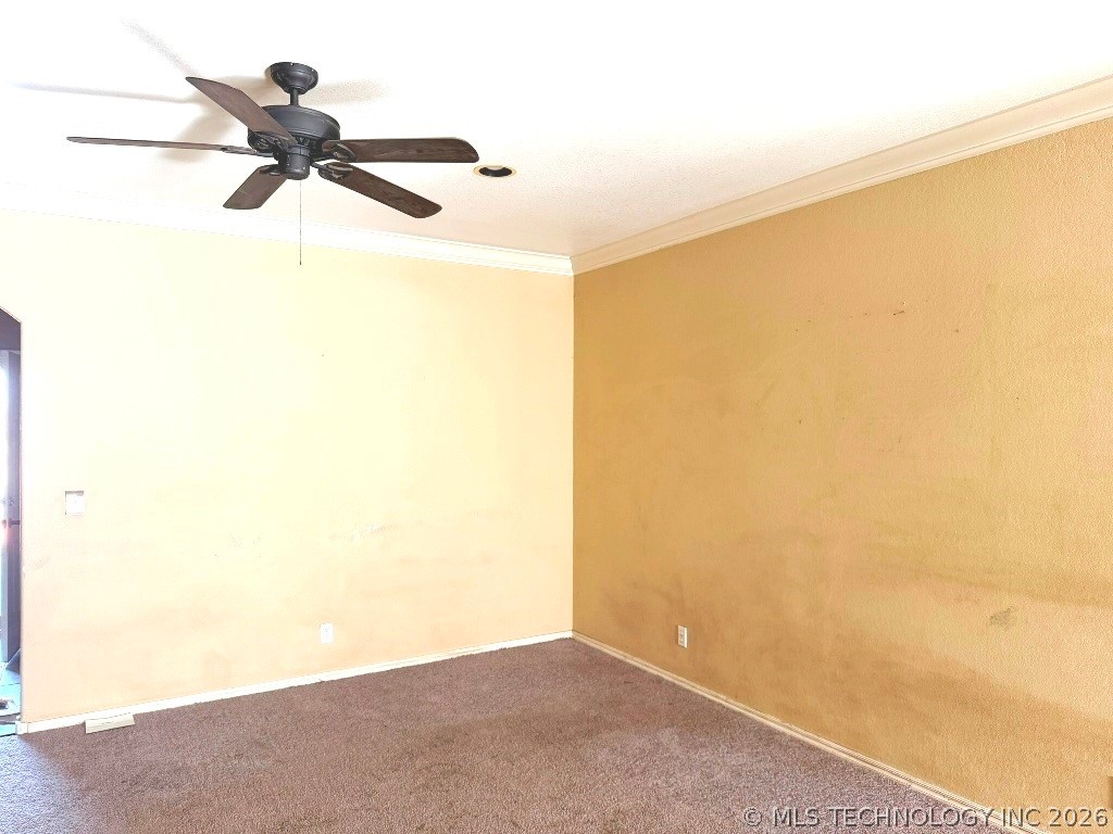 2318 W 33rd Street North Property Photo 17