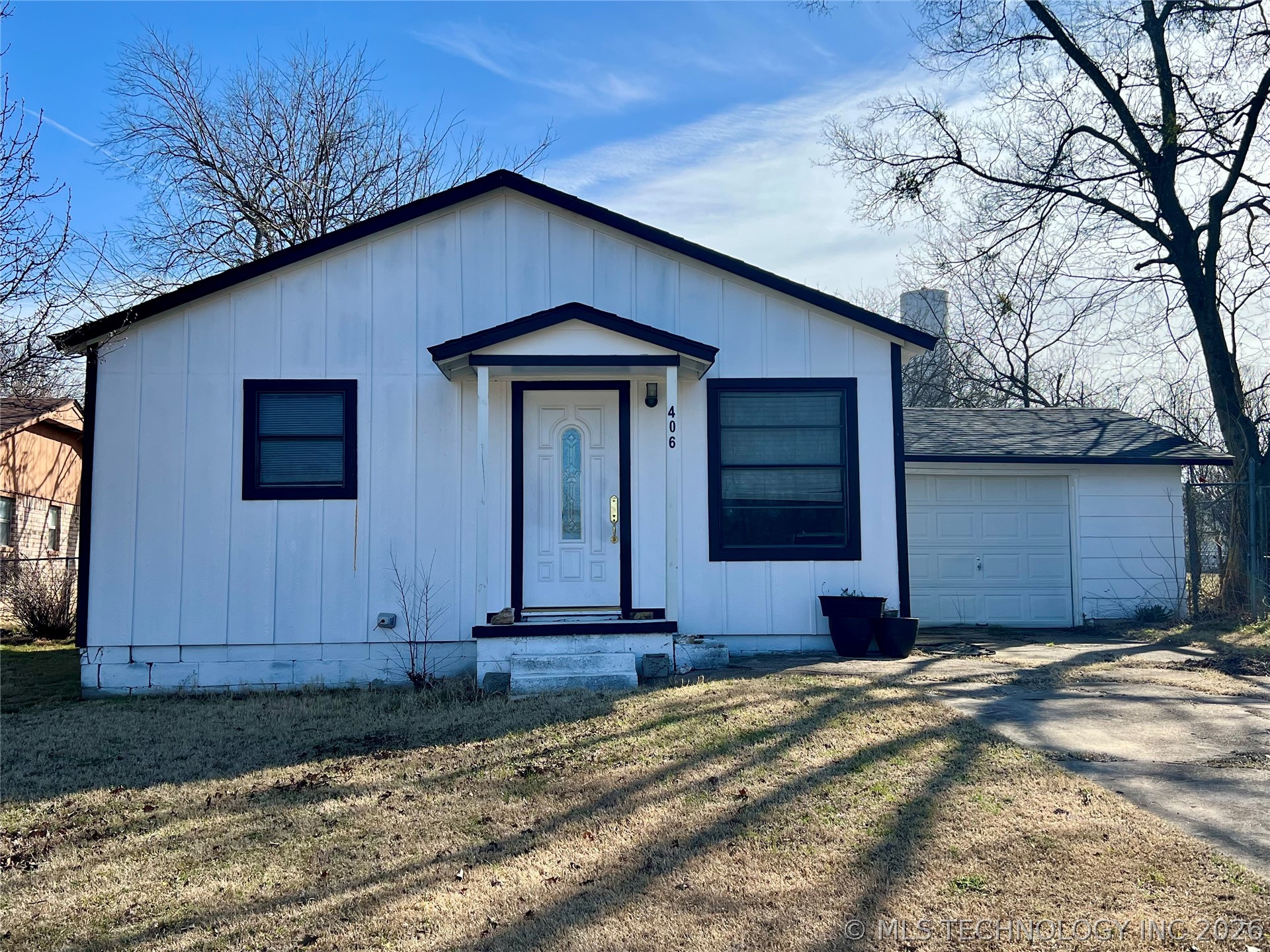 406 N Maytubby Street Property Photo 1