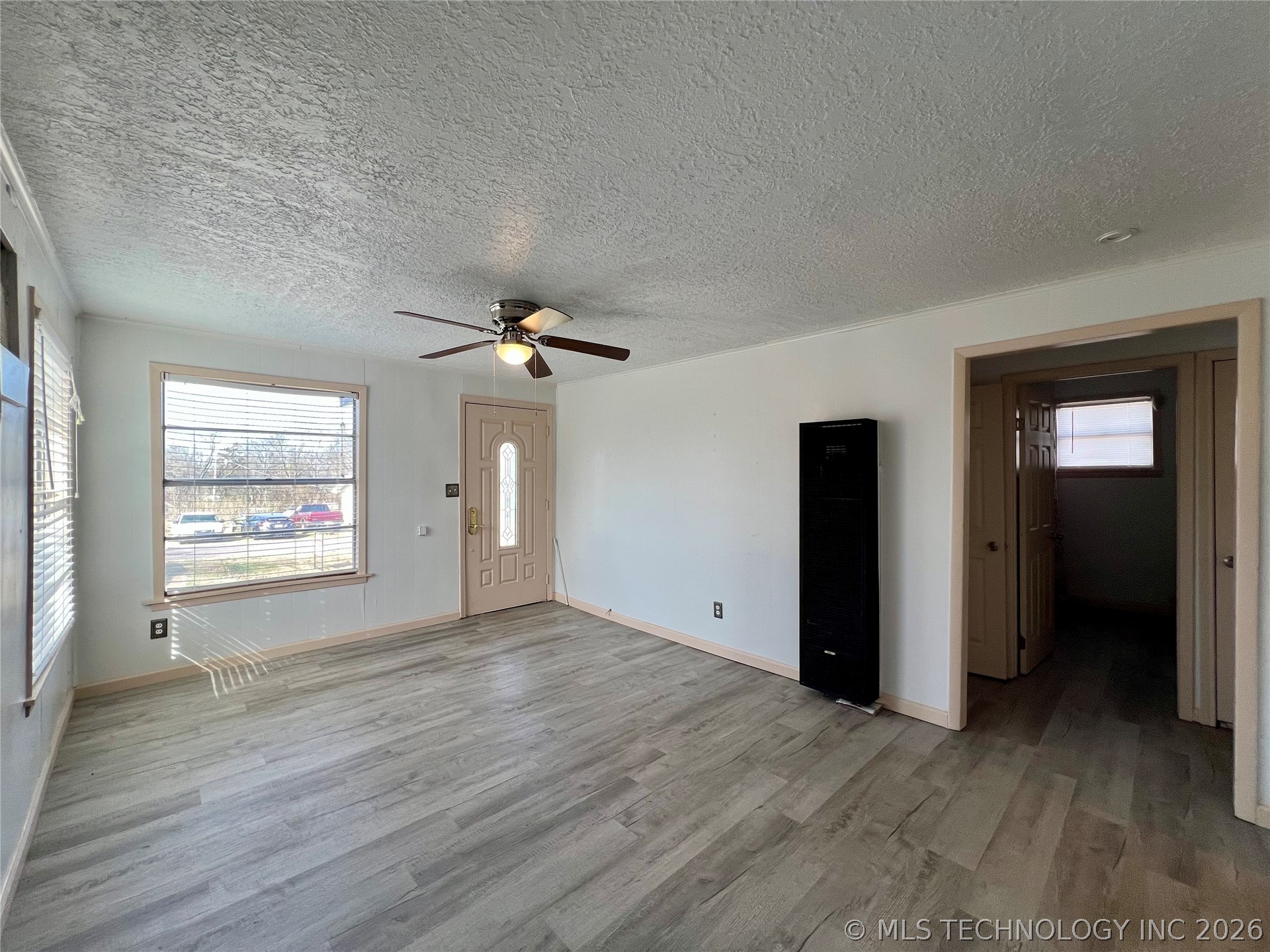 406 N Maytubby Street Property Photo 3