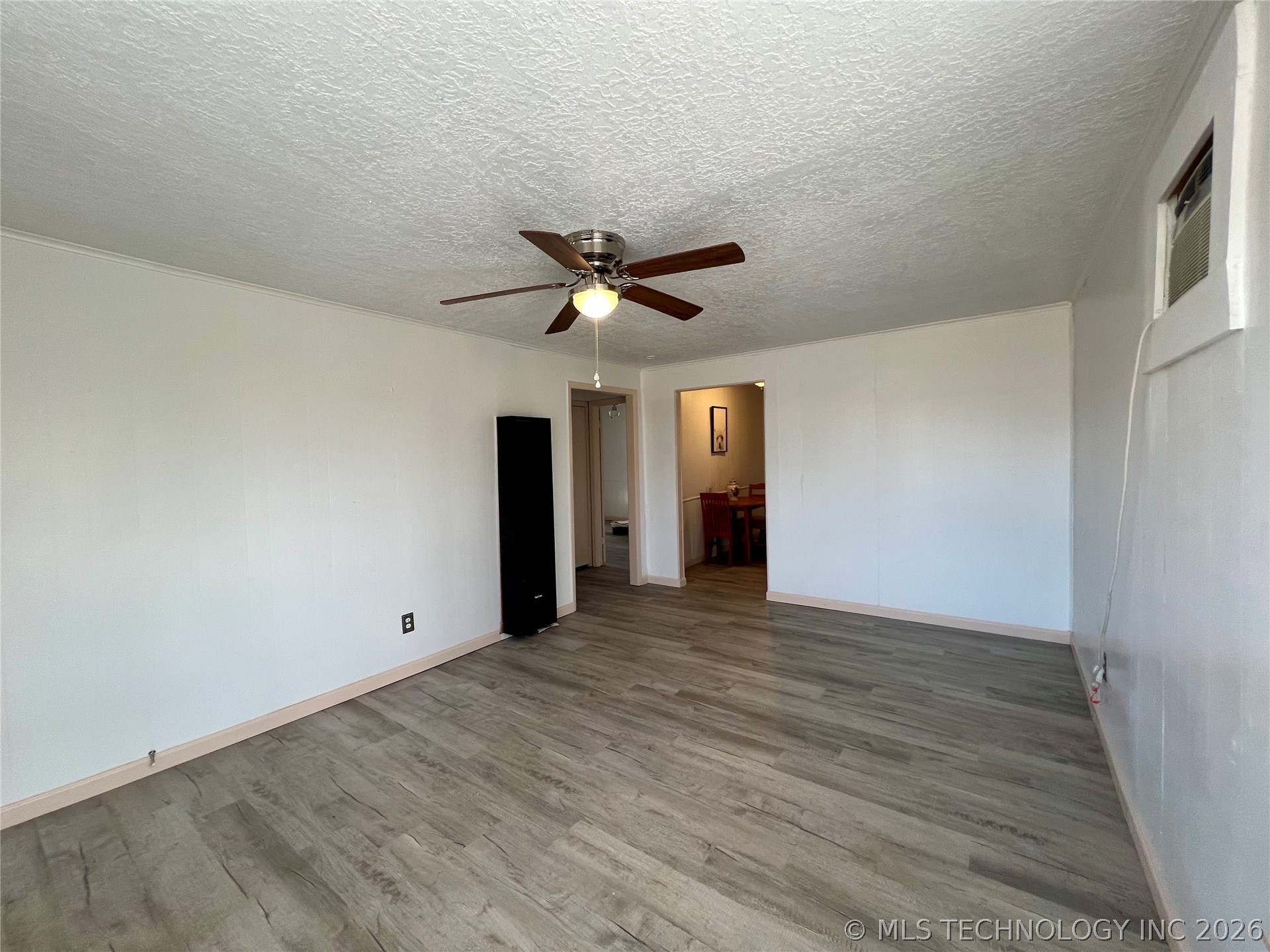 406 N Maytubby Street Property Photo 6