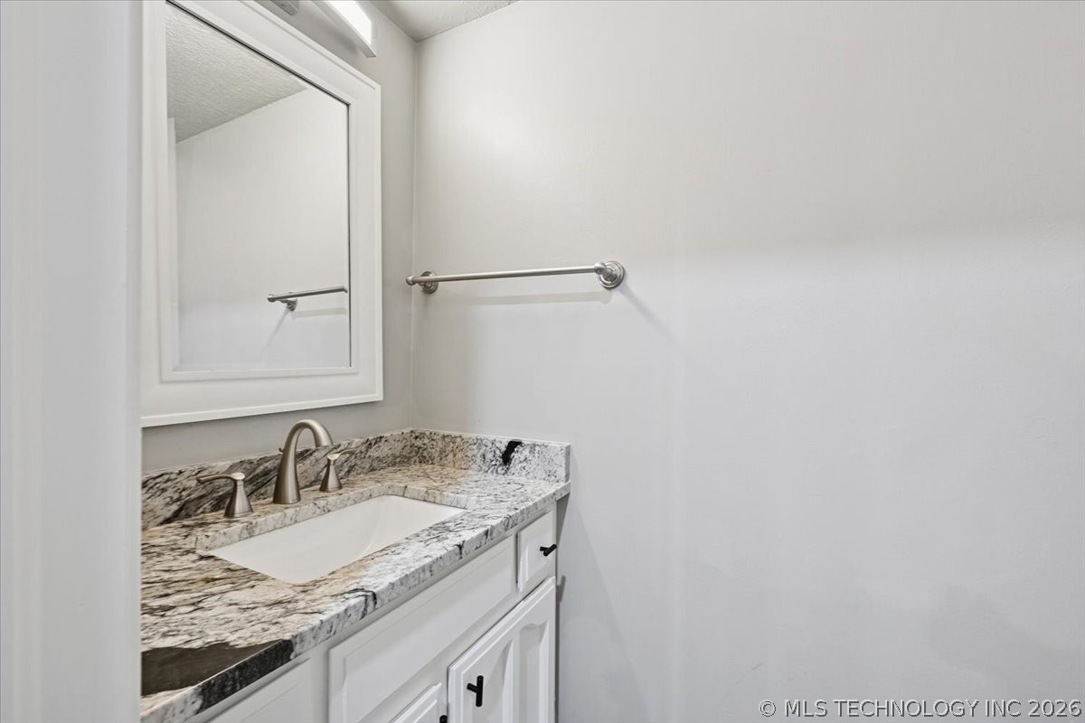 5519 S Atlanta Avenue 24 Property Photo 19
