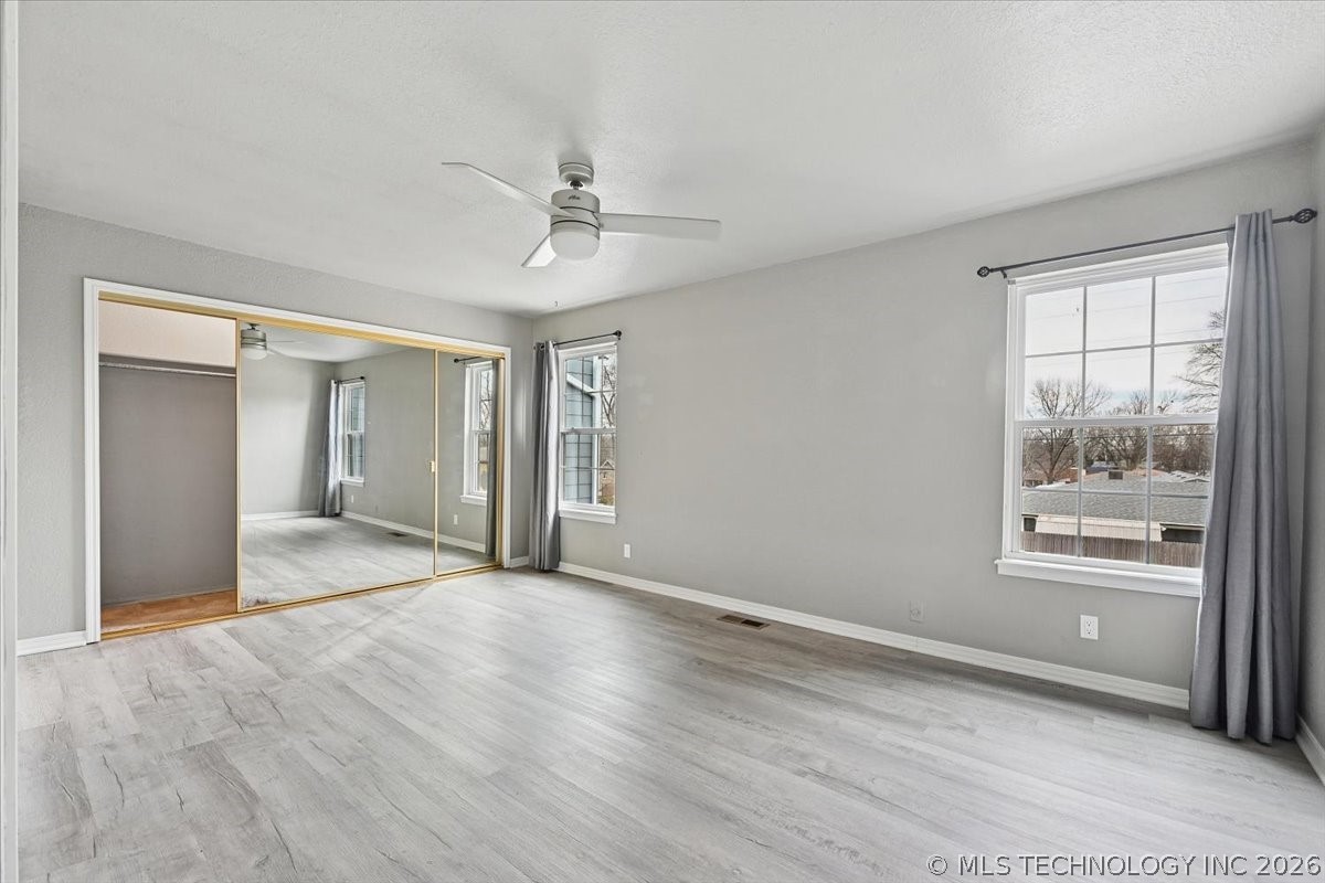 5519 S Atlanta Avenue 24 Property Photo 21
