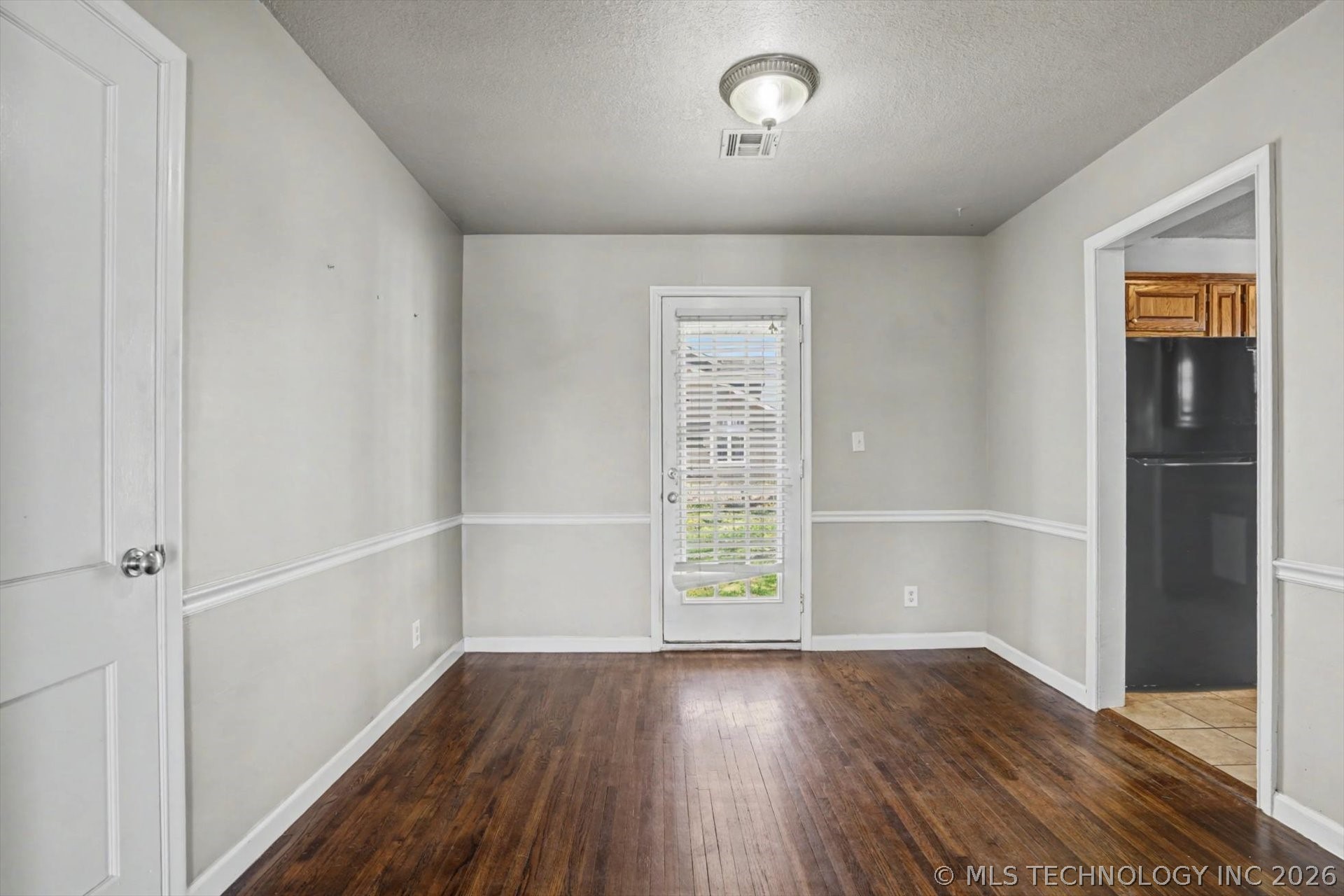 4950 S Cincinnati Avenue Property Photo 7