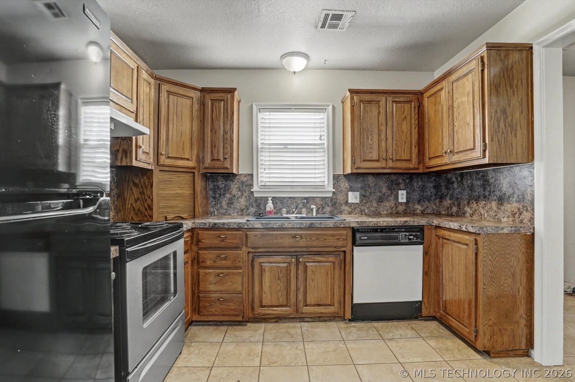 4950 S Cincinnati Avenue Property Photo 9