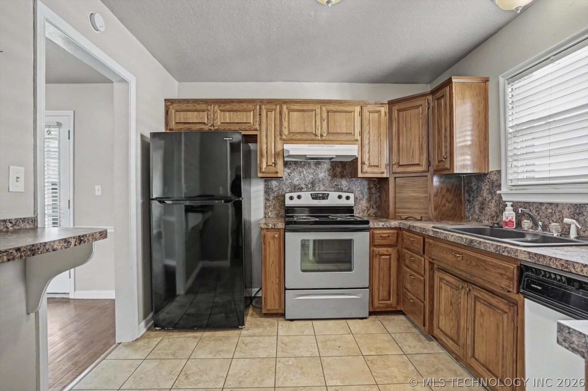 4950 S Cincinnati Avenue Property Photo 10