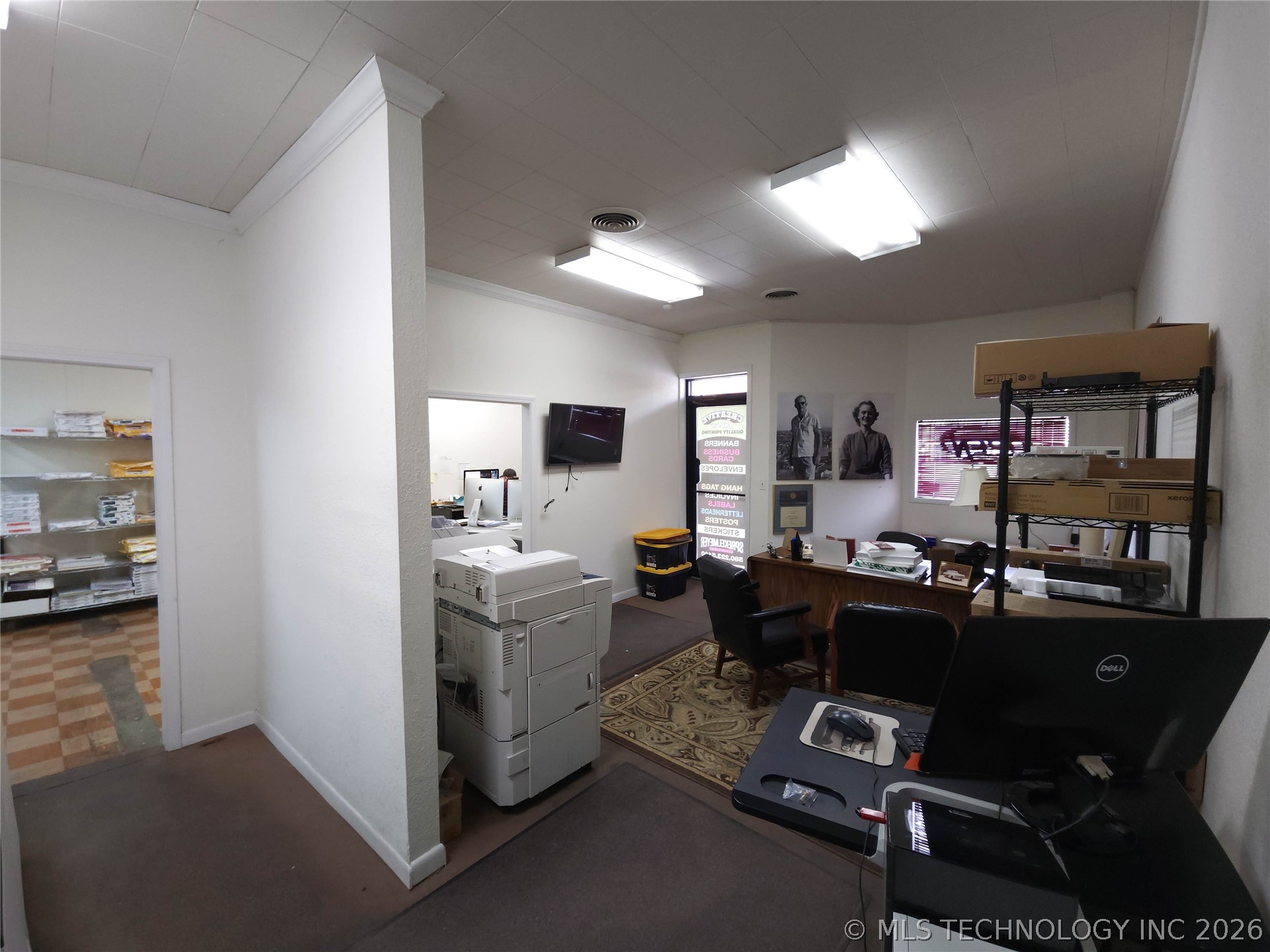 12 C Sw Property Photo 3