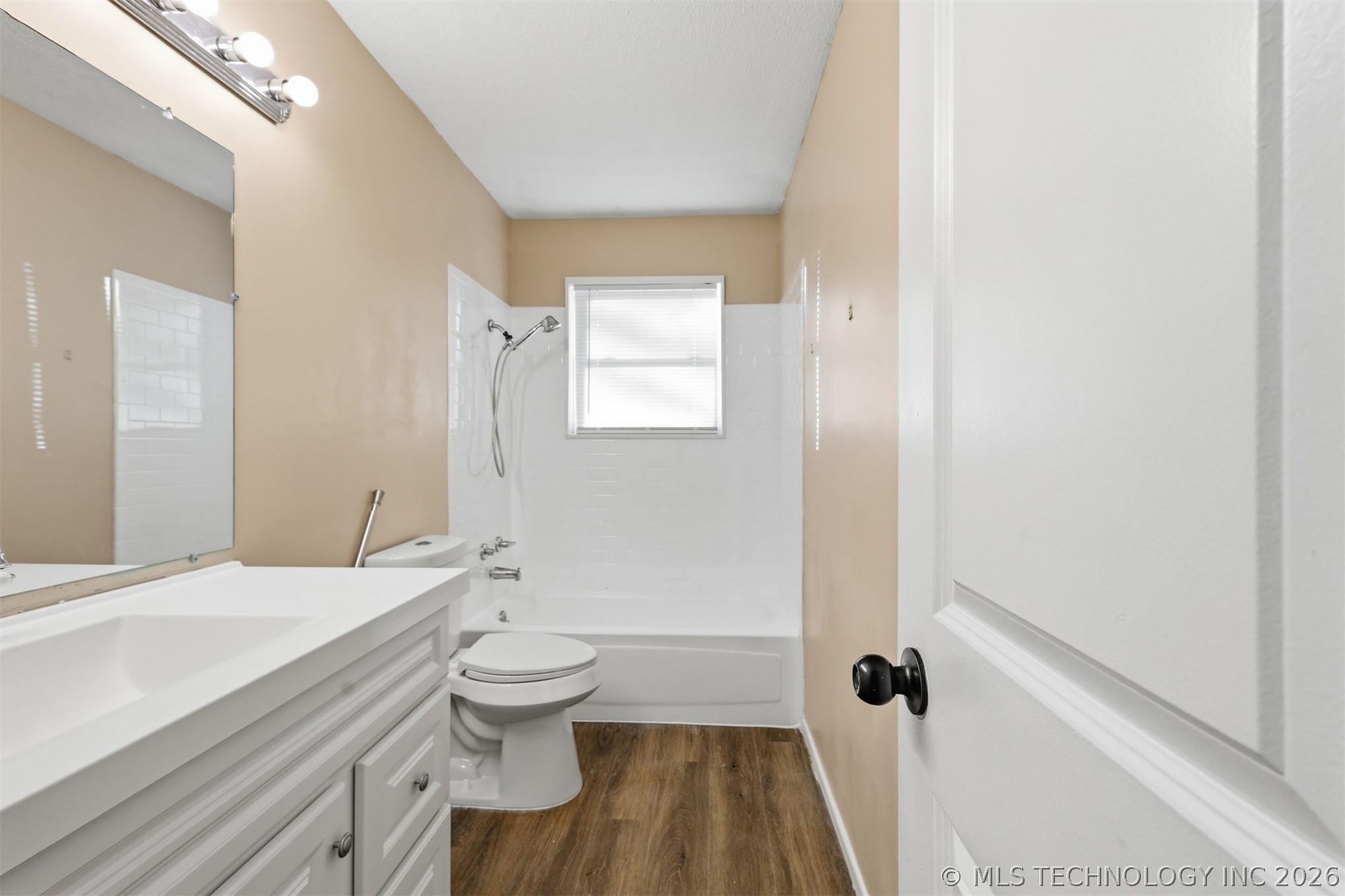 2206 S 131st East Avenue Property Photo 16