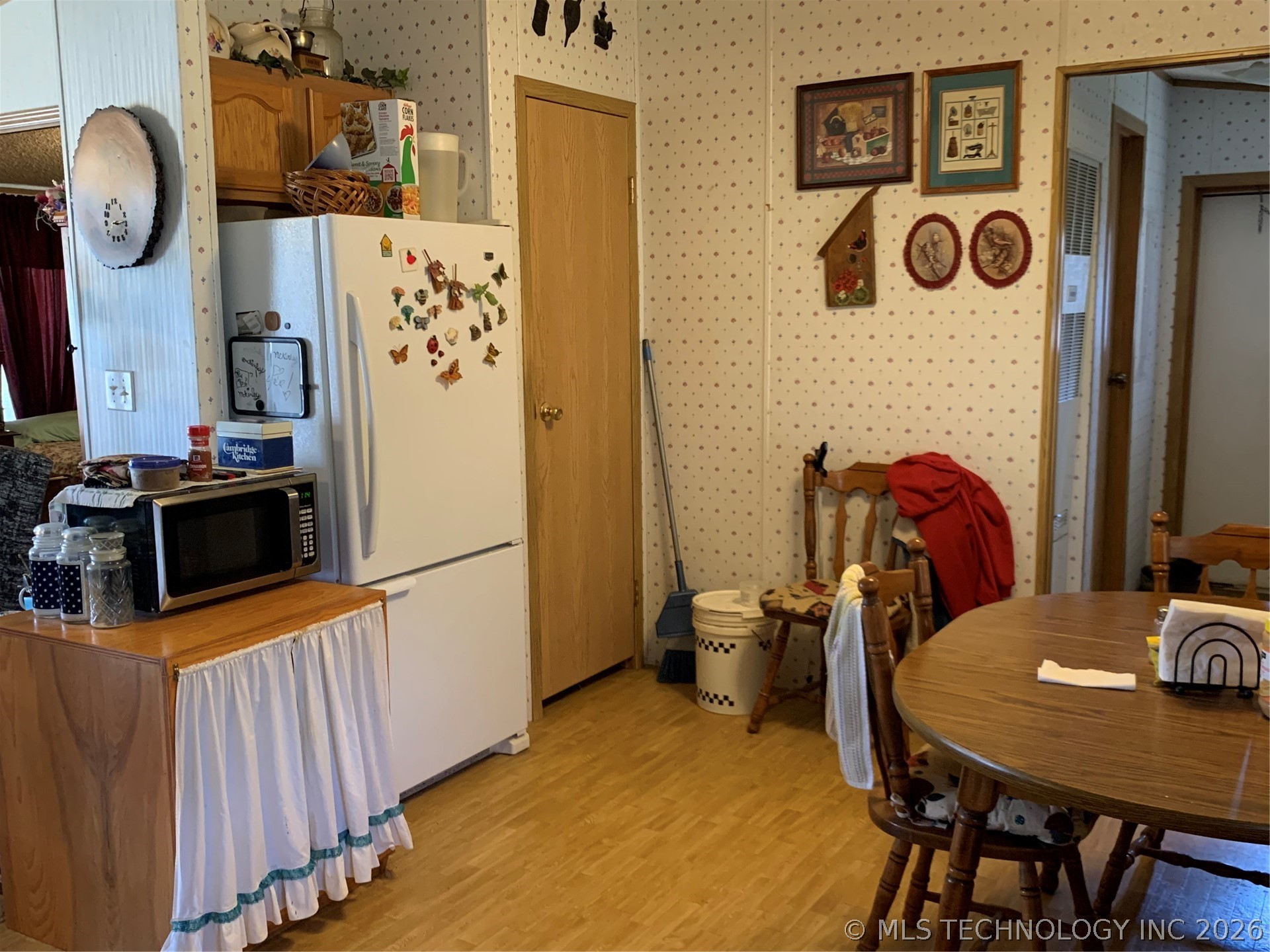 301 S Long Property Photo 21