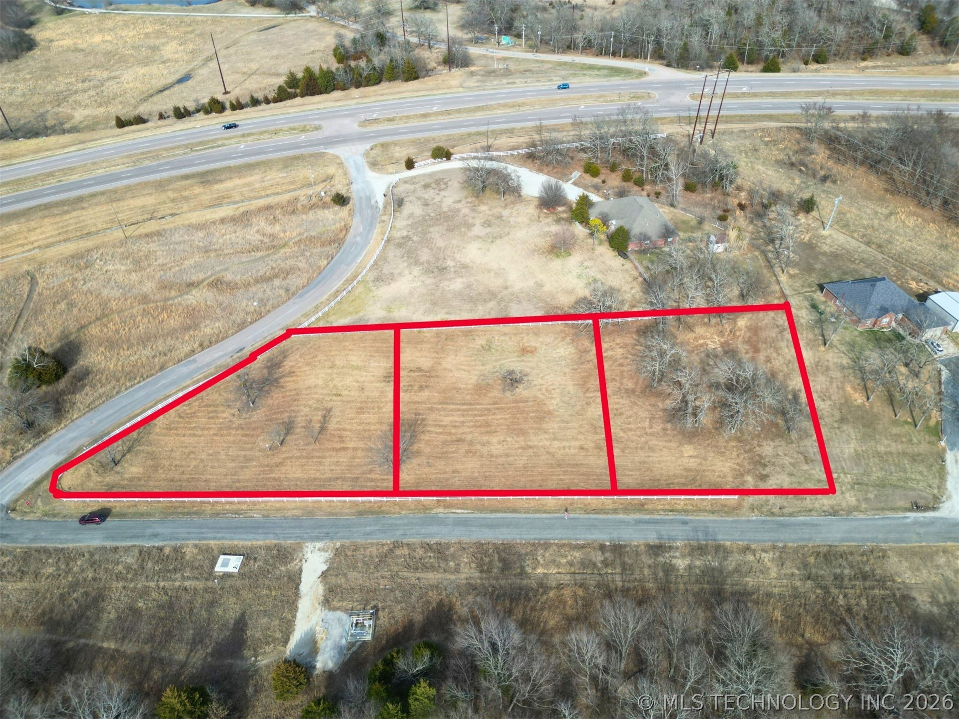 County Road 1541 Property Photo 1