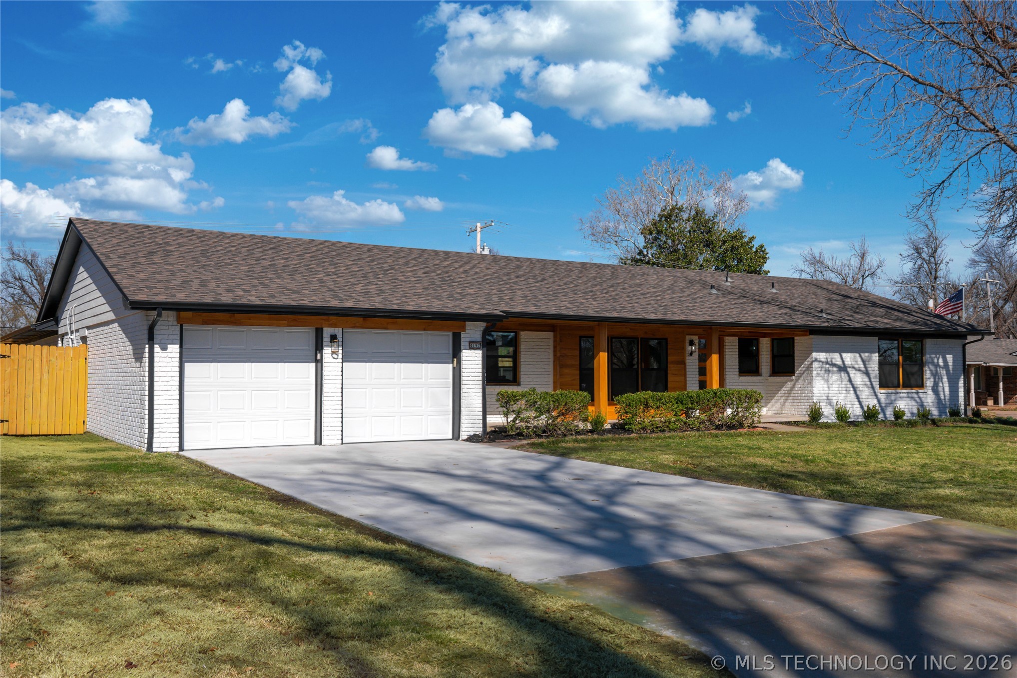 4197 E 47th Place Property Photo 2