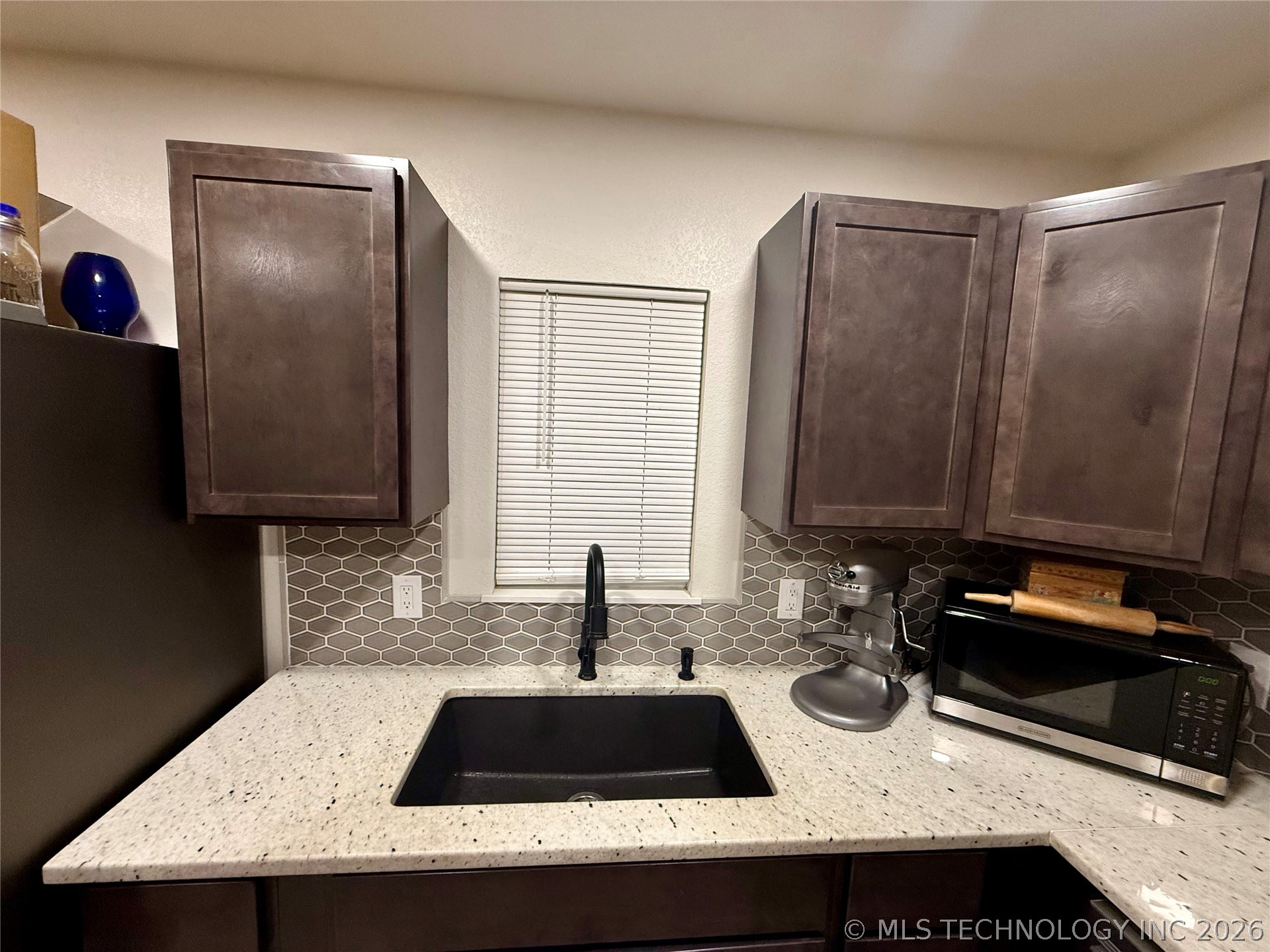 989 Sequoyah Drive Property Photo 13