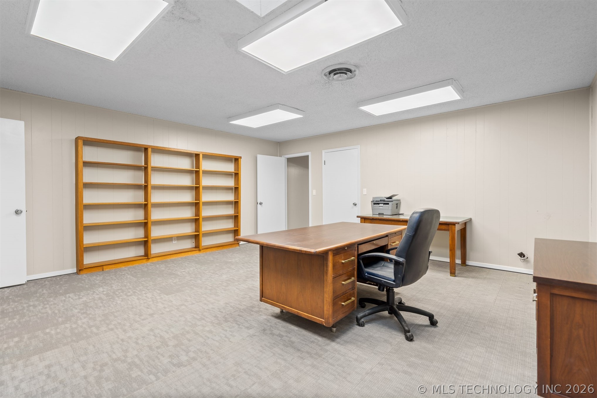 11 N Washington Street Property Photo 7