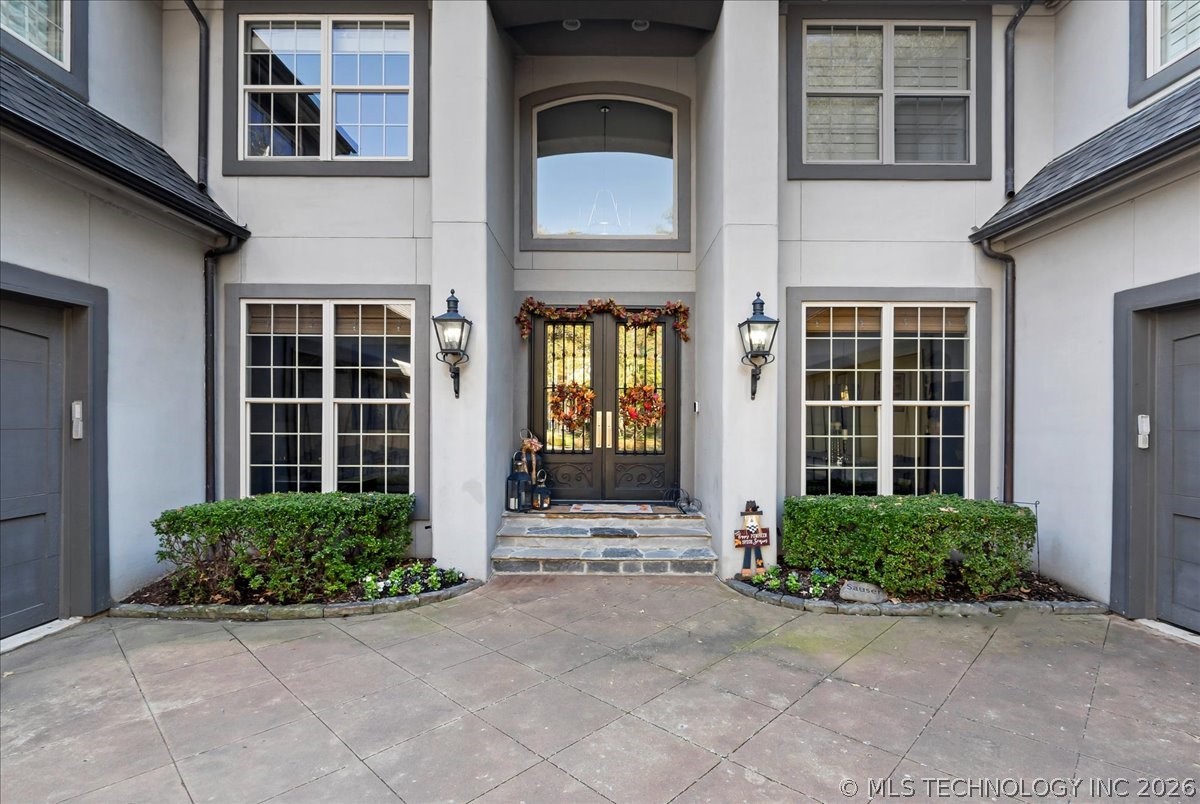 6902 E 115th Place Property Photo 10