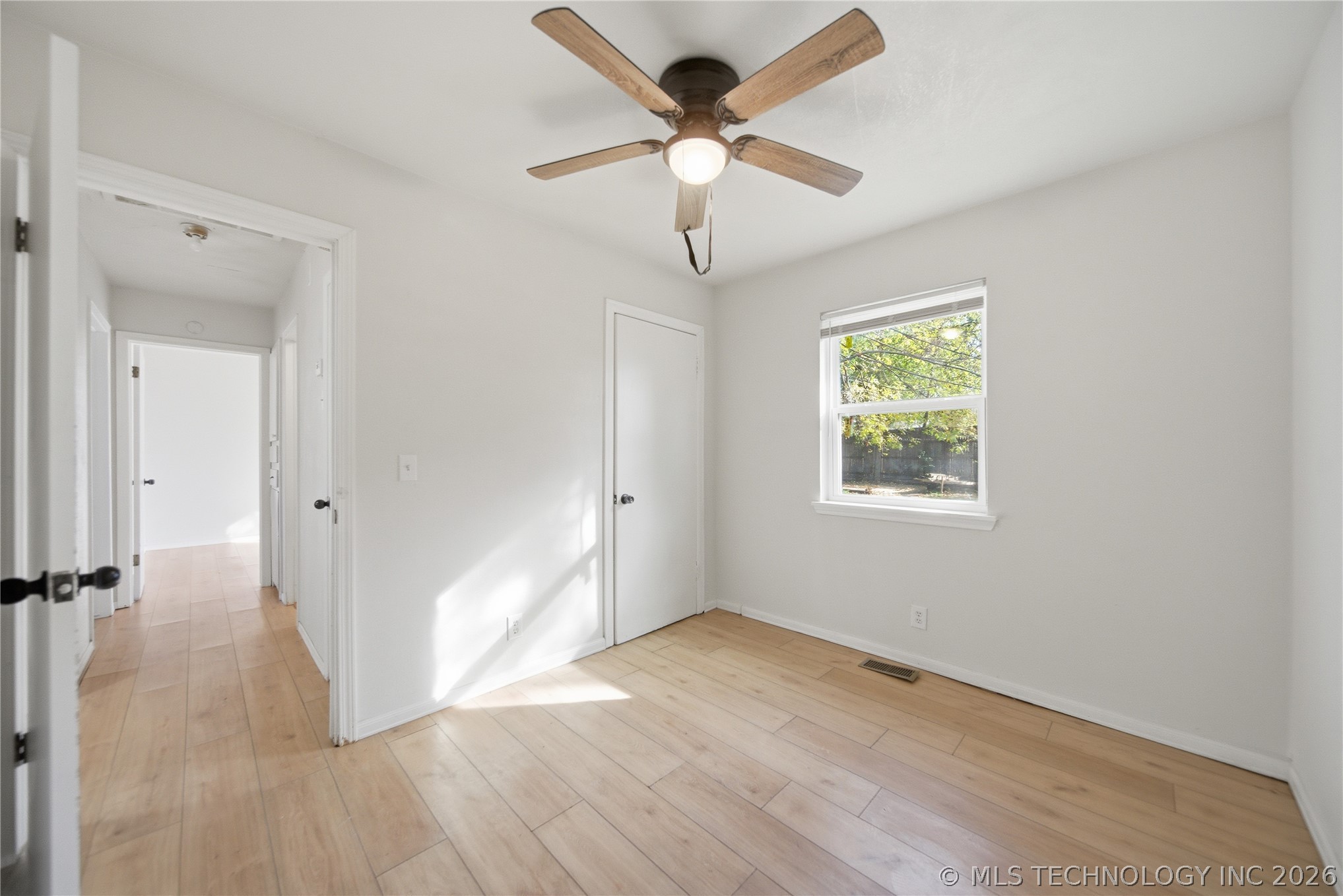 12520 E 25th Street Property Photo 10
