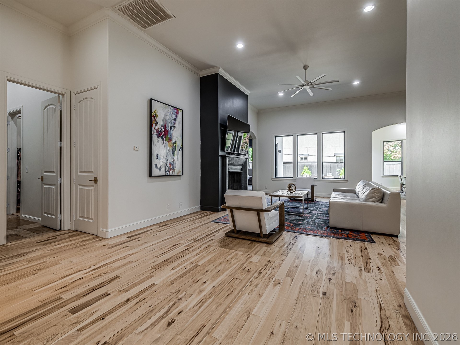 1714 E 35th Street Property Photo 10