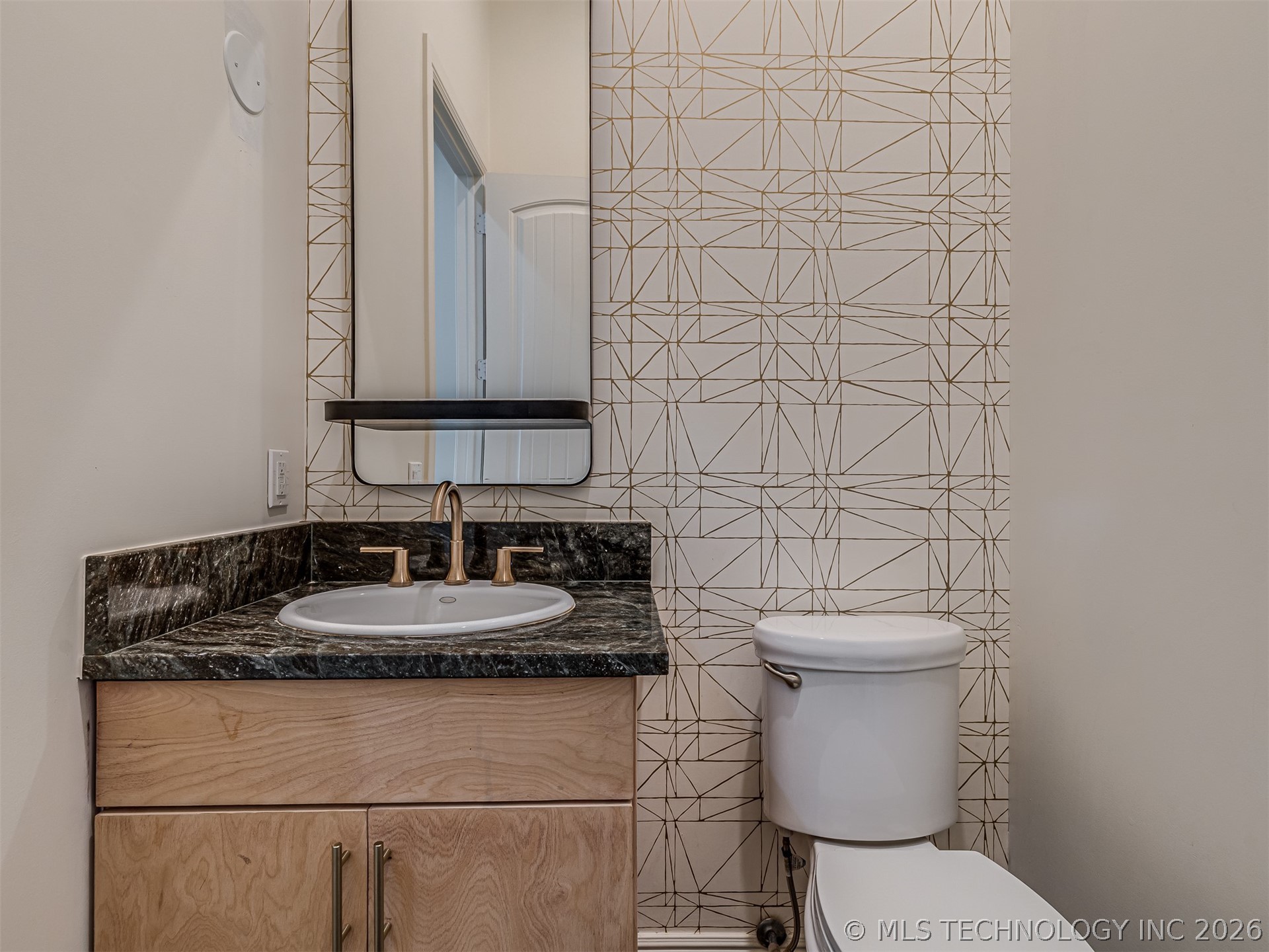 1714 E 35th Street Property Photo 56