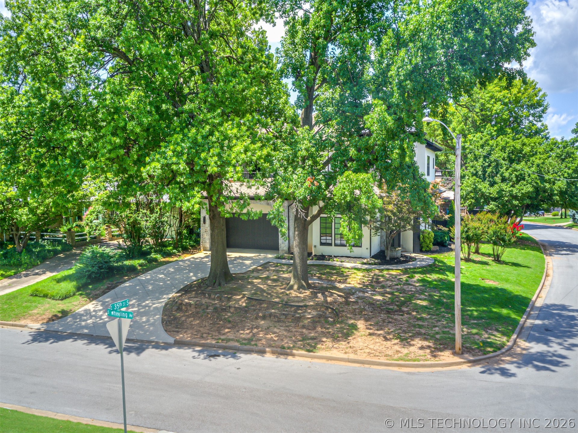 1714 E 35th Street Property Photo 65