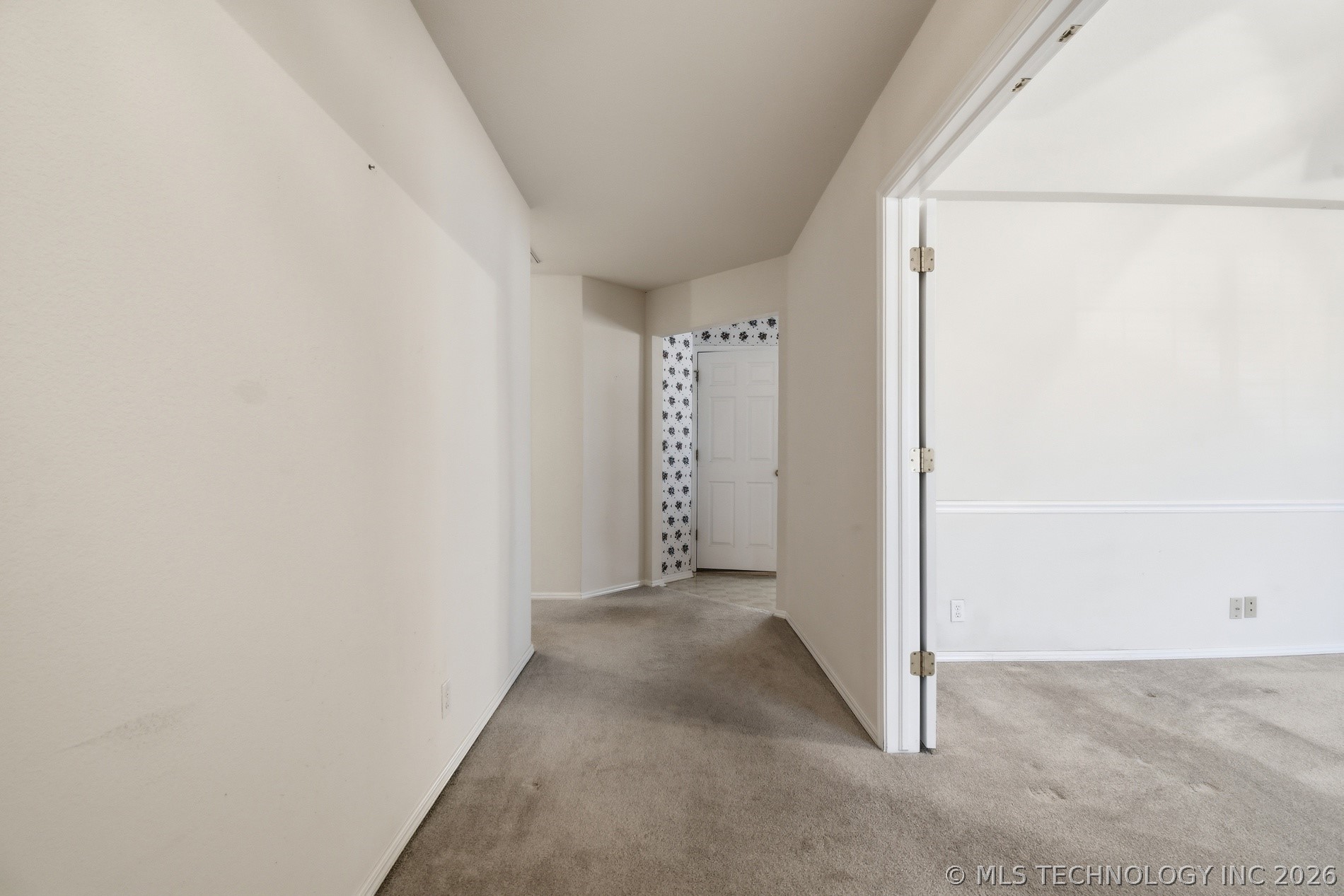 7412 S 94th East Avenue Property Photo 5