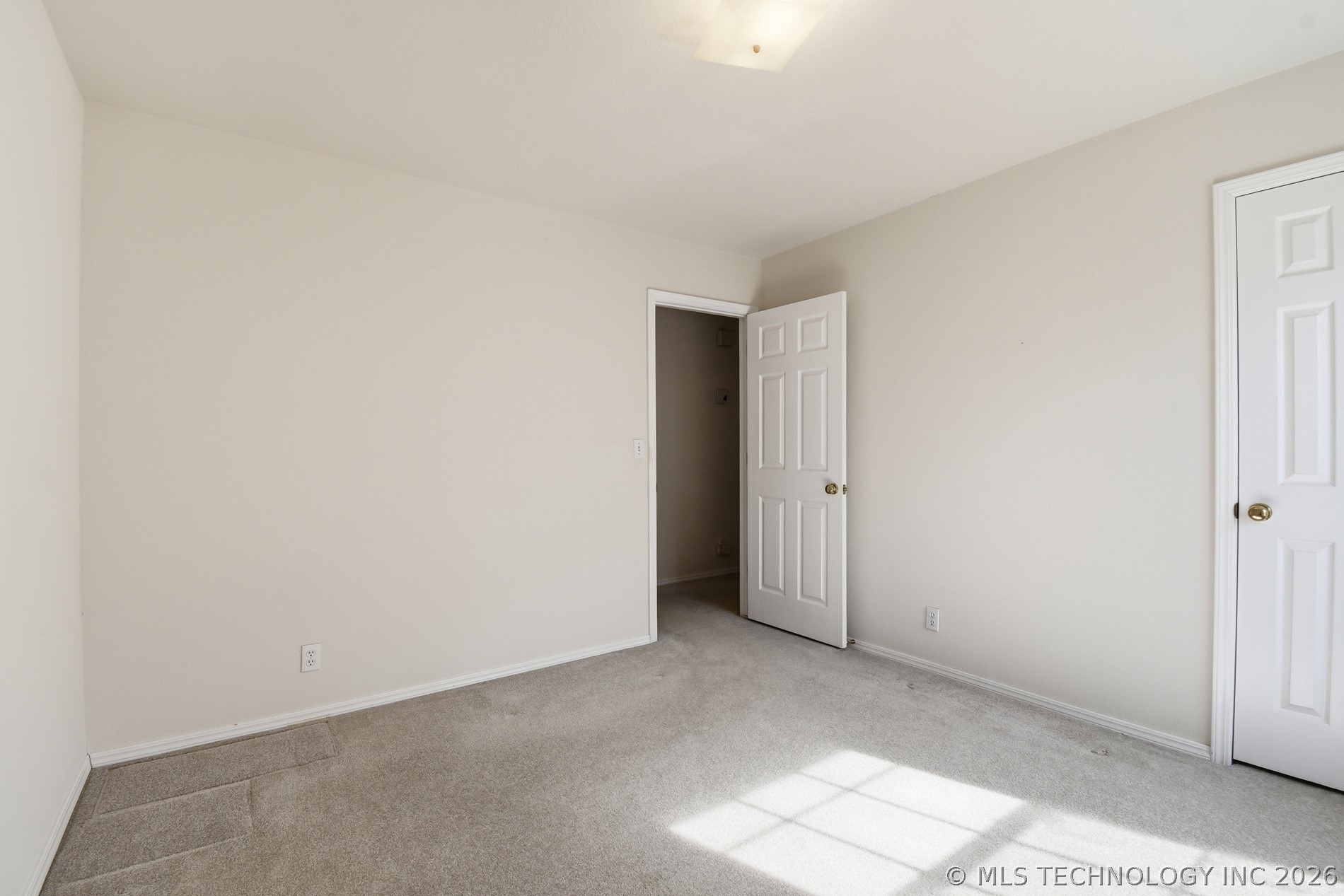7412 S 94th East Avenue Property Photo 36
