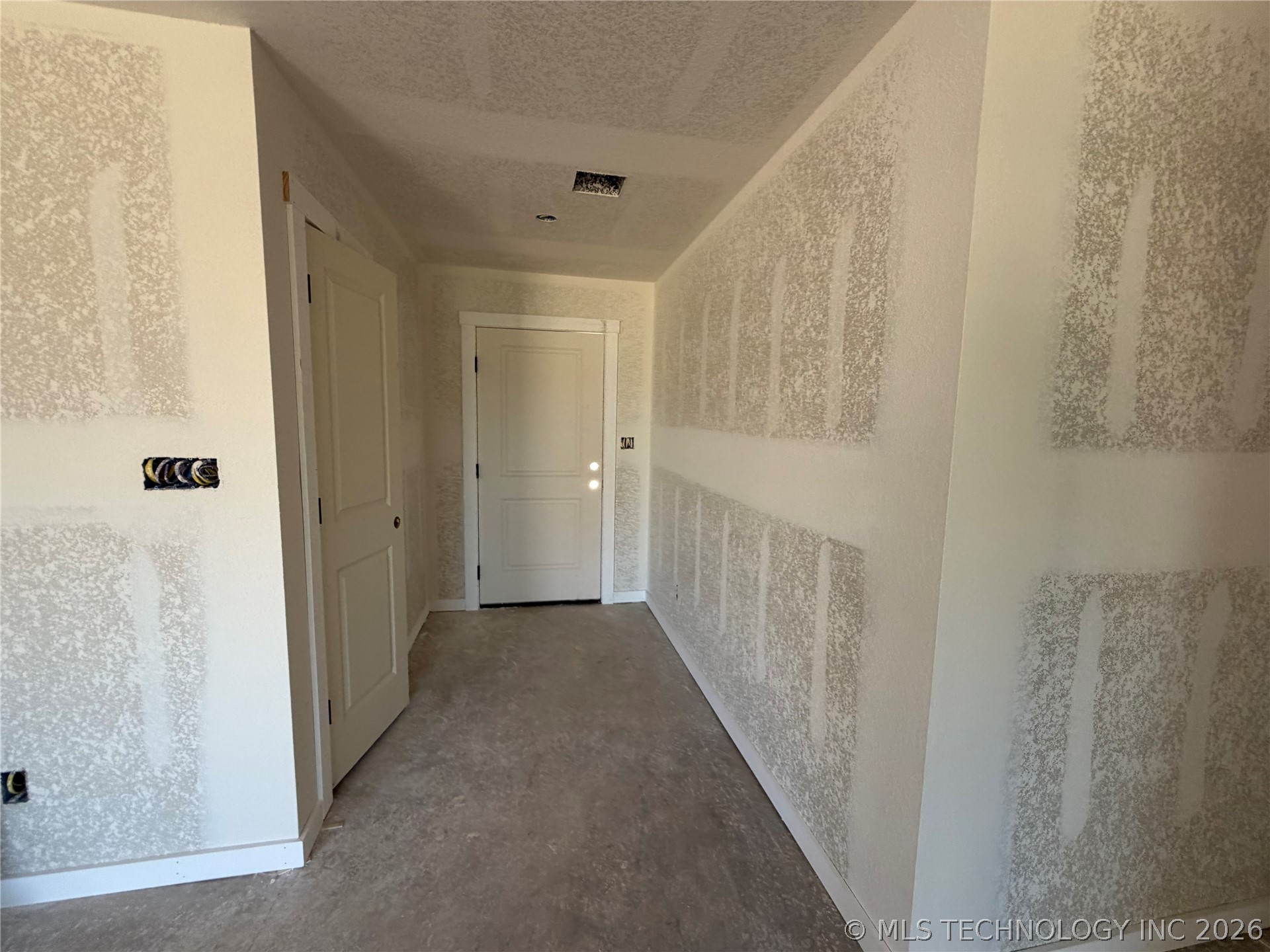 507 Jefferson Davis Boulevard Property Photo 3