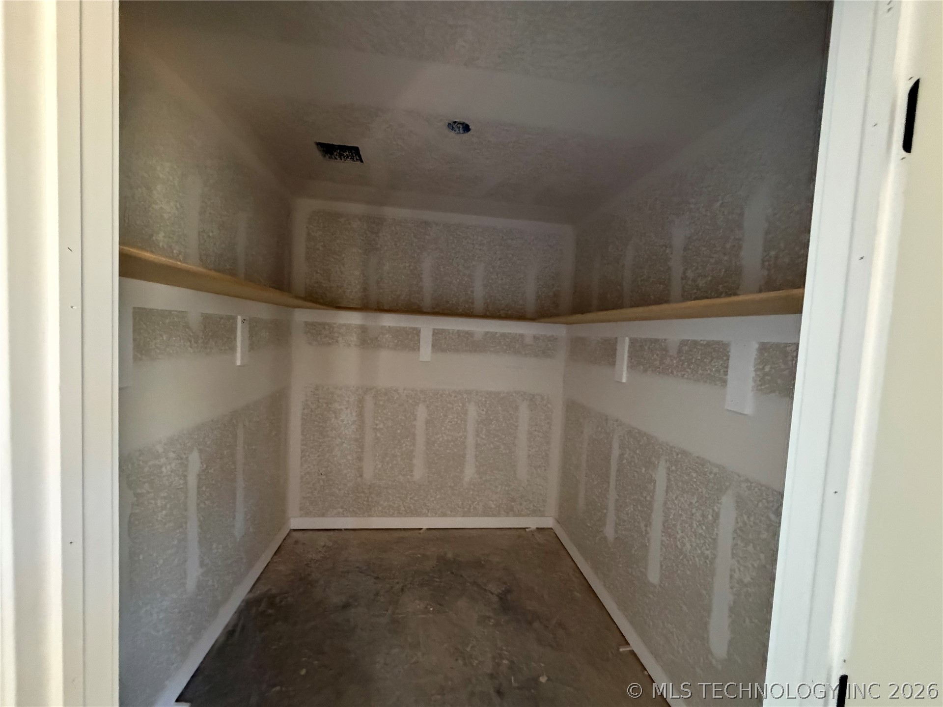 507 Jefferson Davis Boulevard Property Photo 9