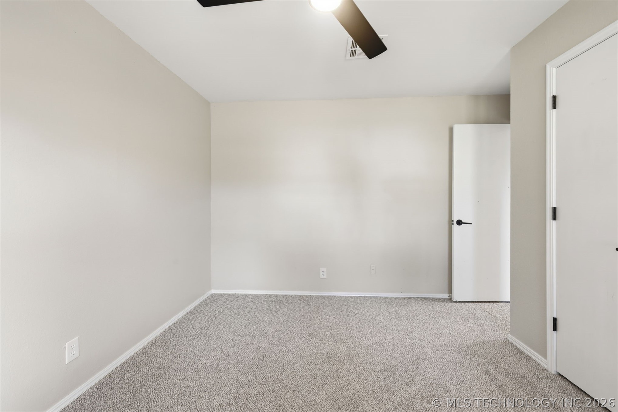 105 W Yuma Court Property Photo 19