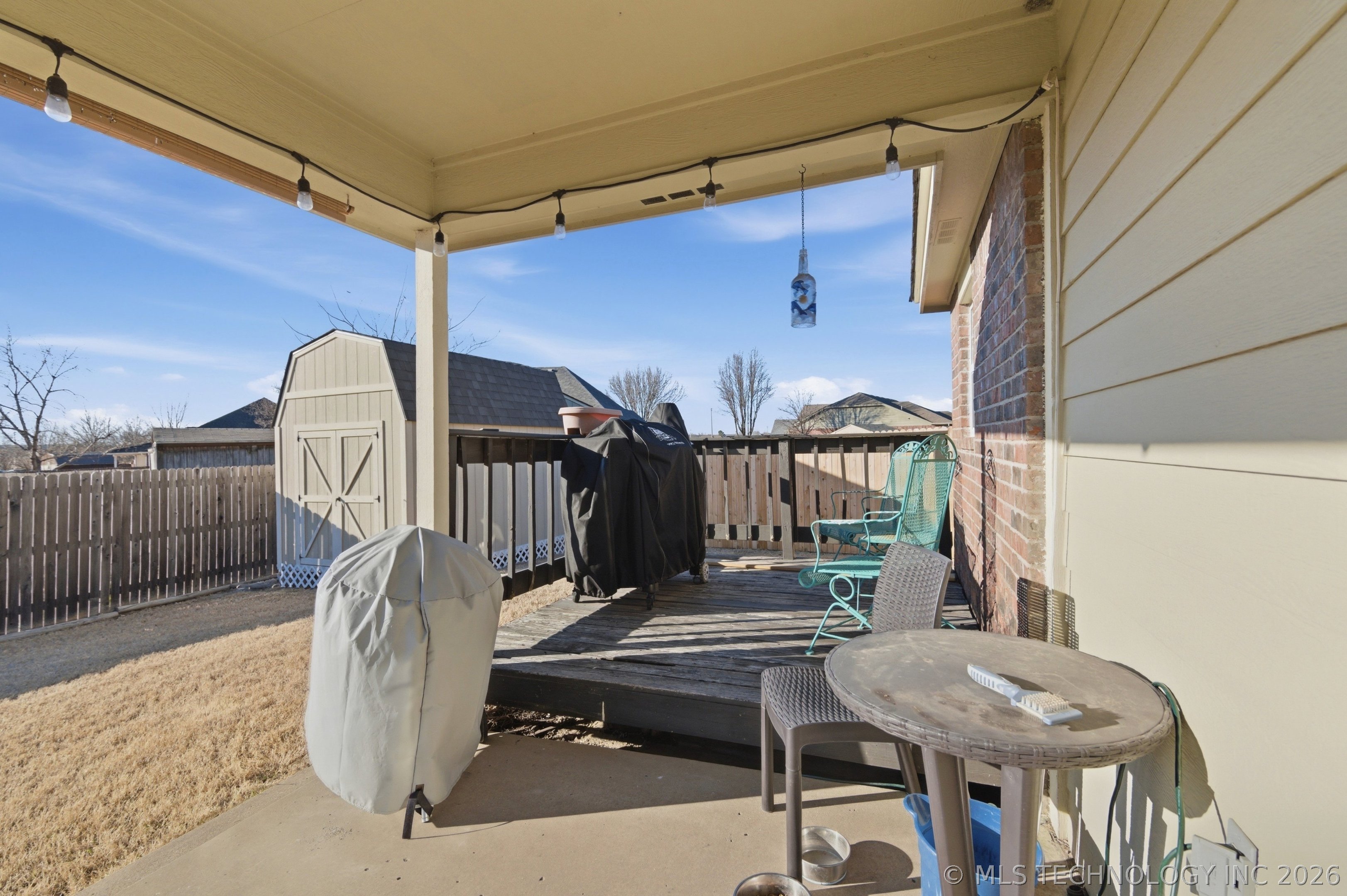 2108 S Javine Court Property Photo 28