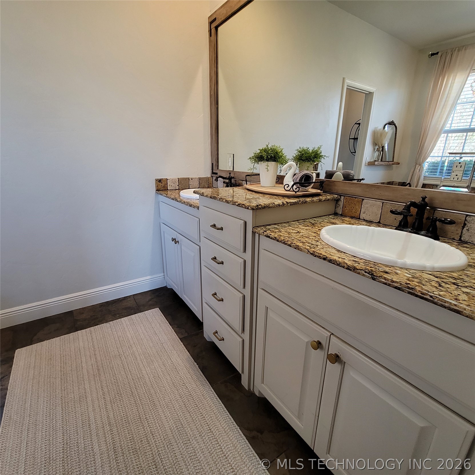 120546 S 4160 Road Property Photo 84