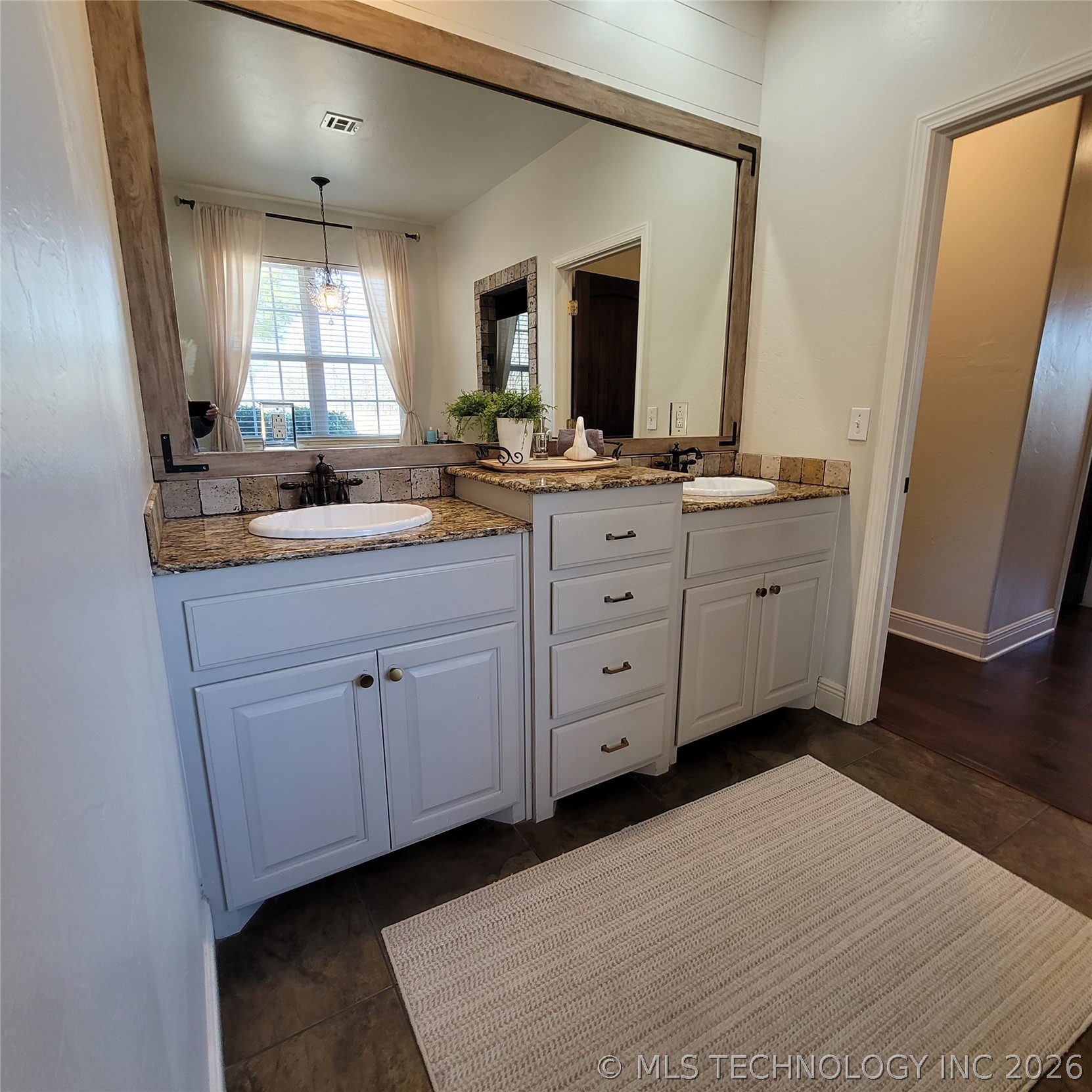 120546 S 4160 Road Property Photo 88