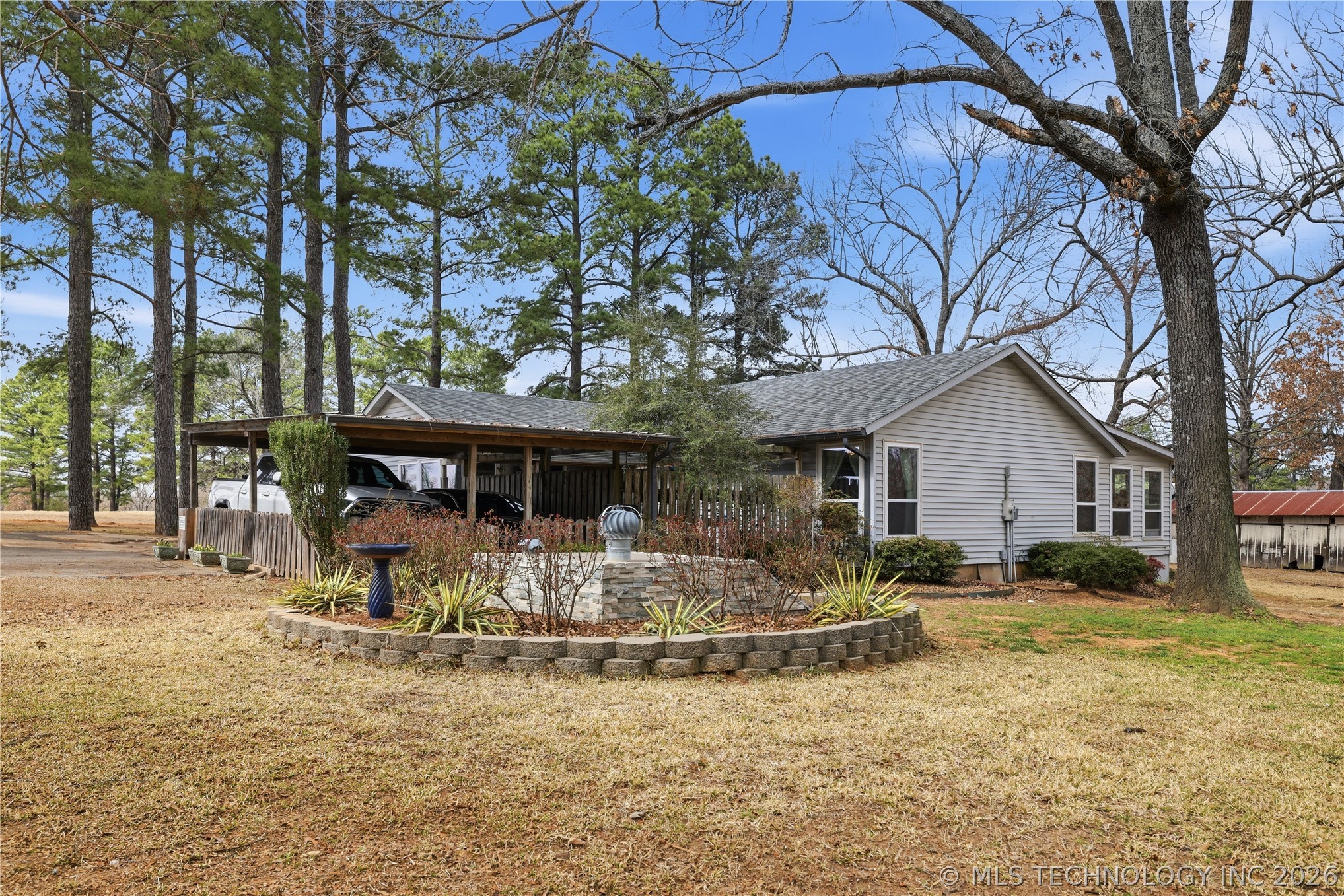 2417 N Country Club Property Photo 1