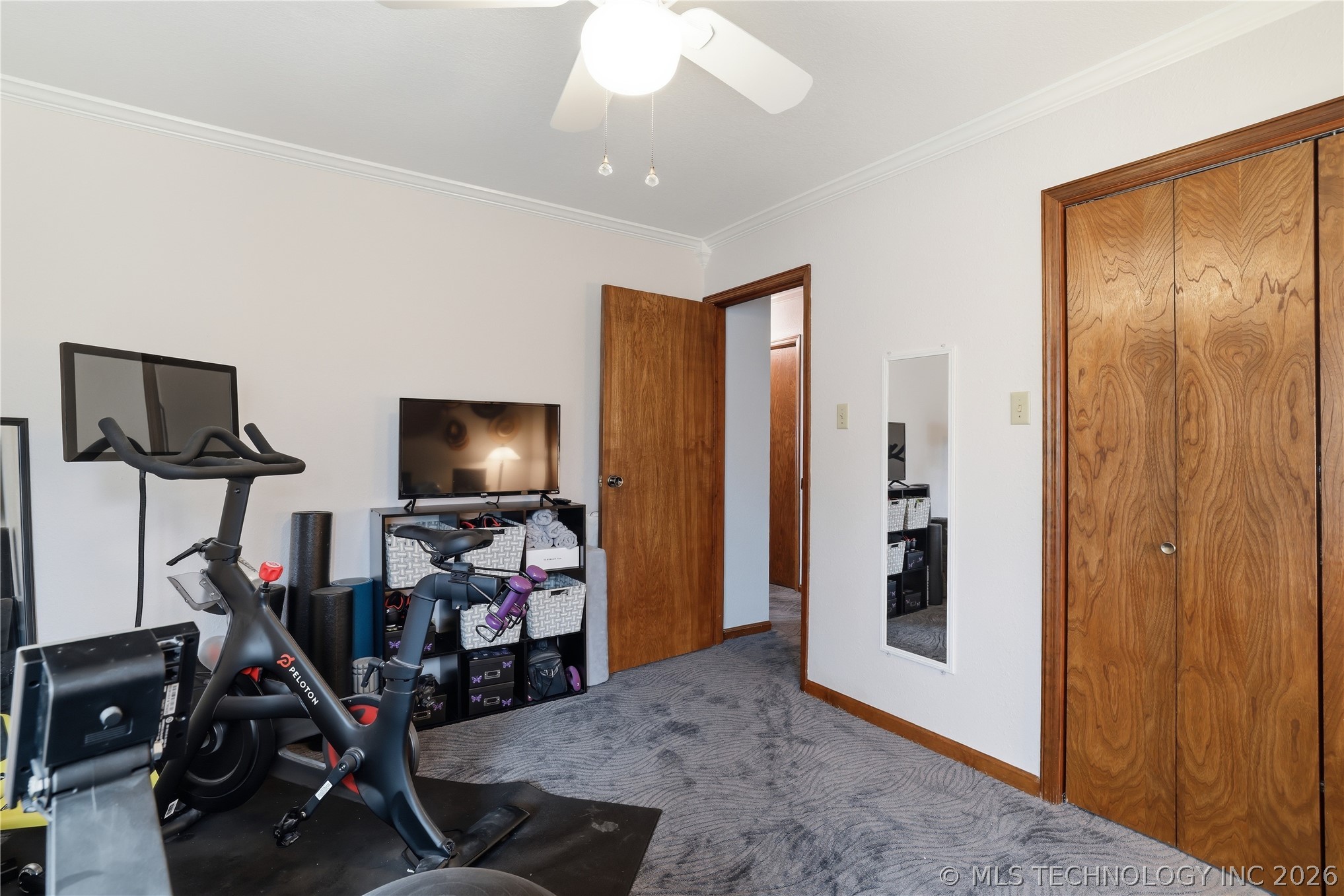 2417 N Country Club Property Photo 17