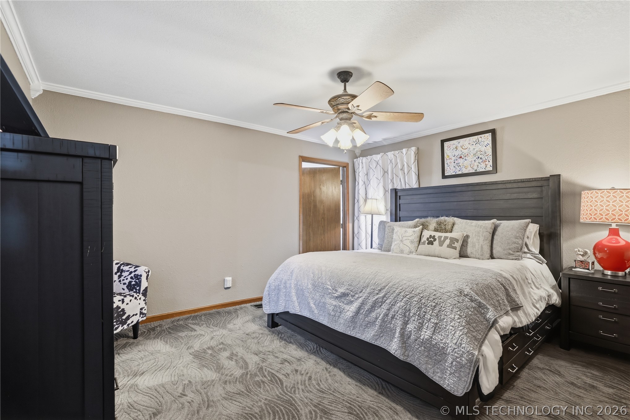 2417 N Country Club Property Photo 18