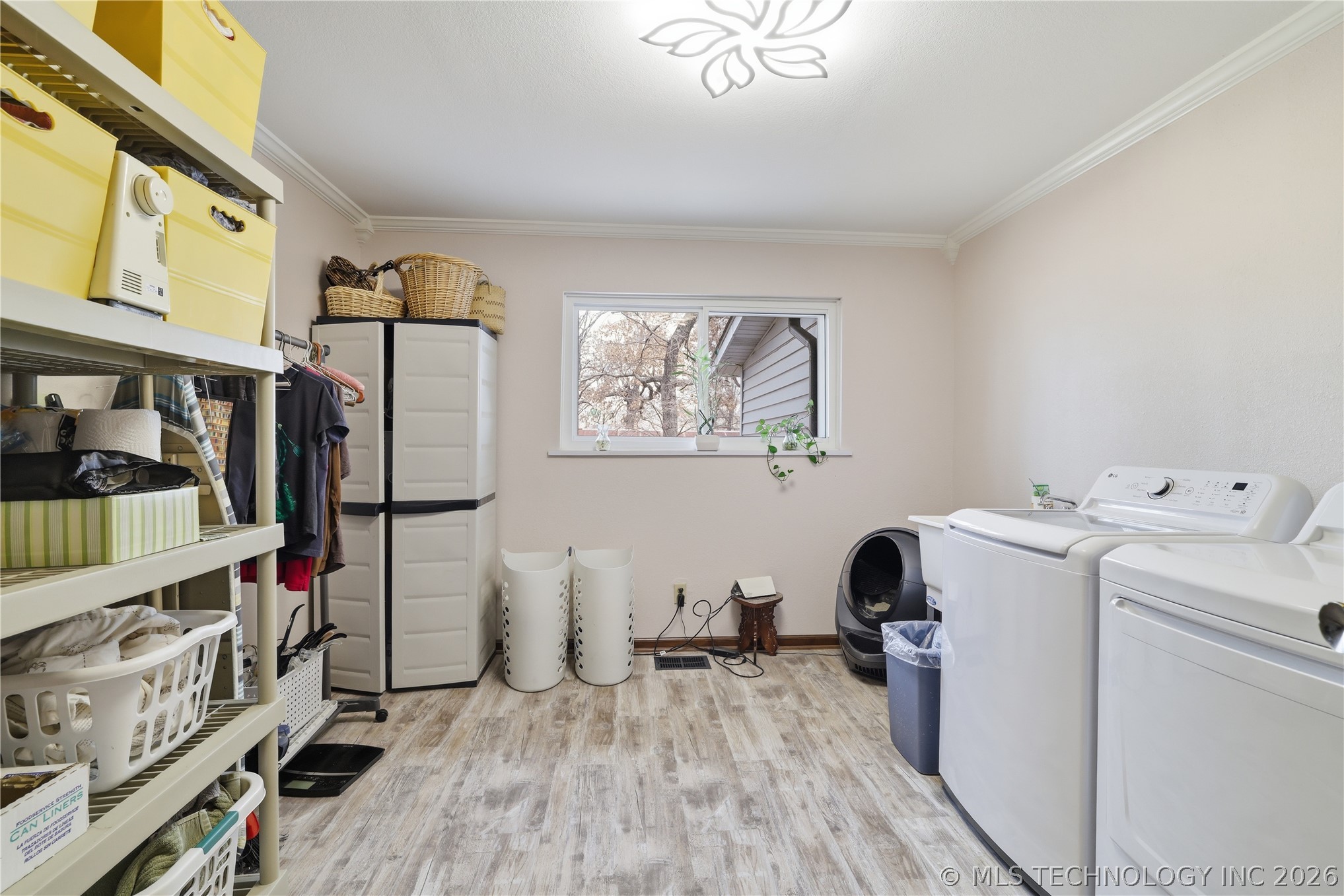 2417 N Country Club Property Photo 27