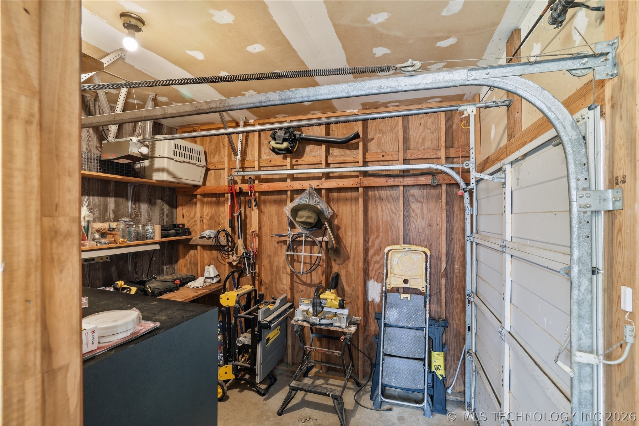 2417 N Country Club Property Photo 29