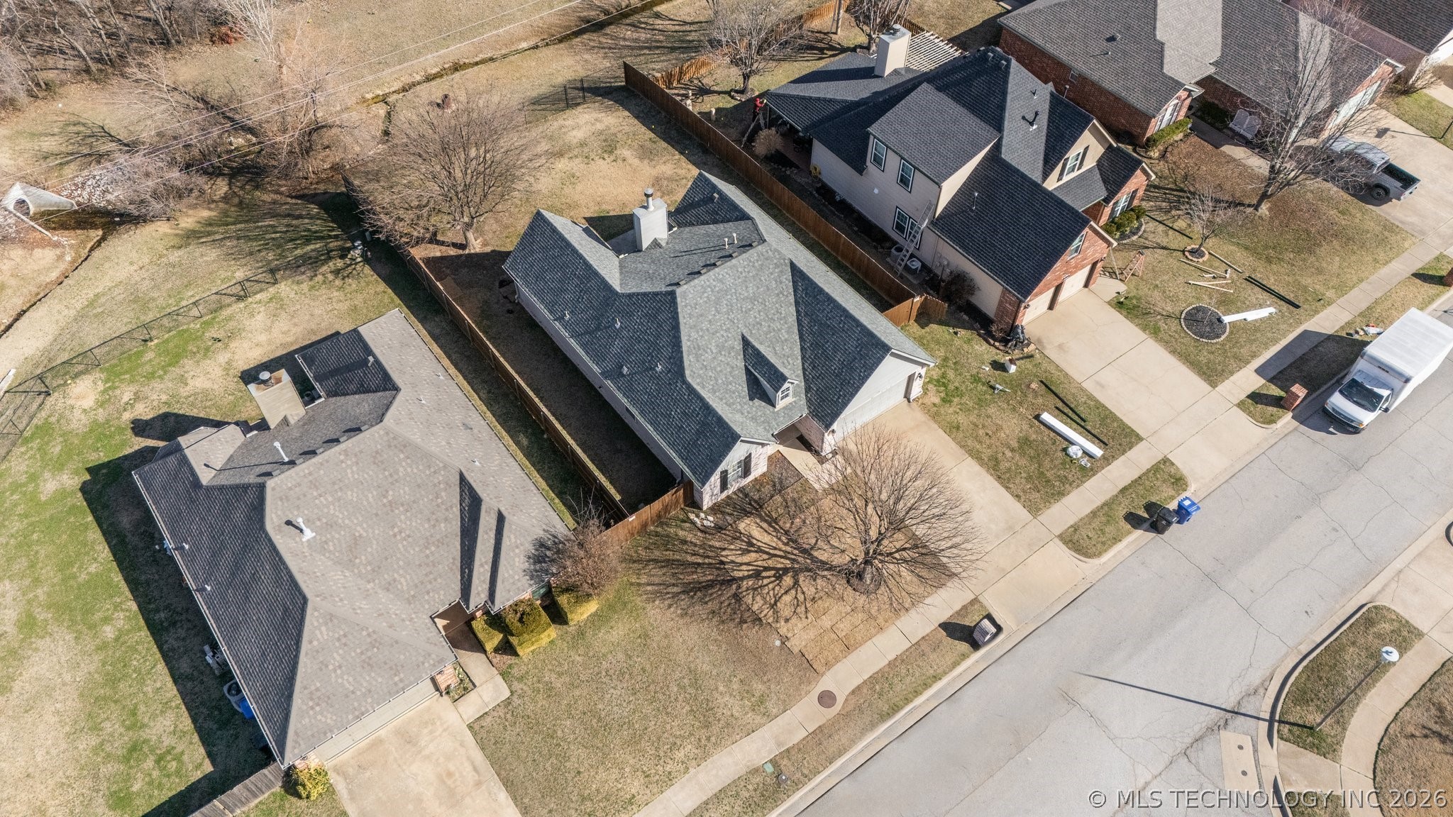 104 E Kansas Street Property Photo 30