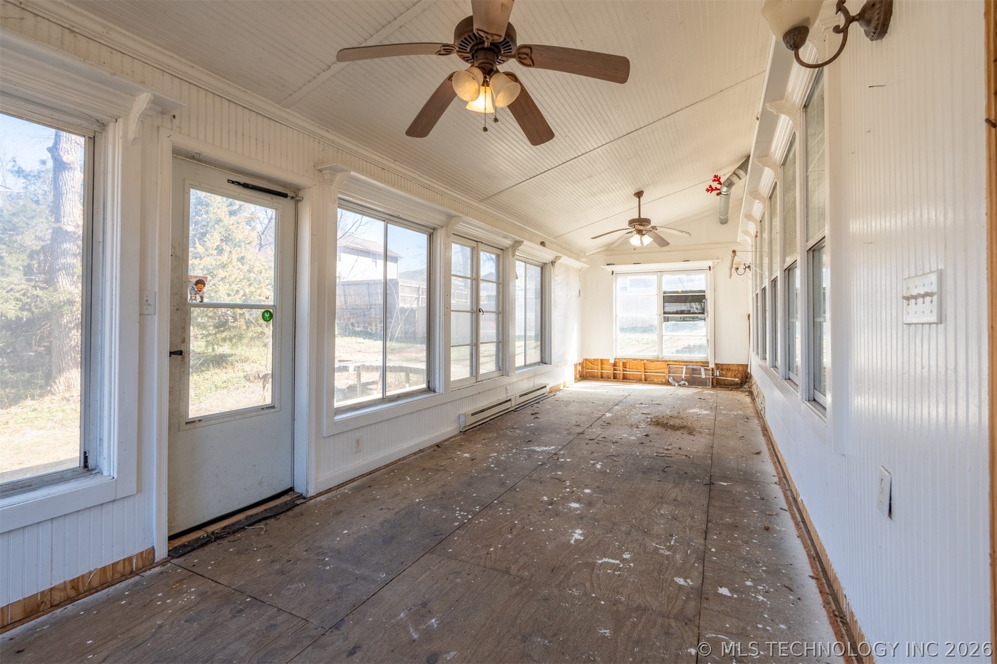 18641 Woodbriar Lane Property Photo 36