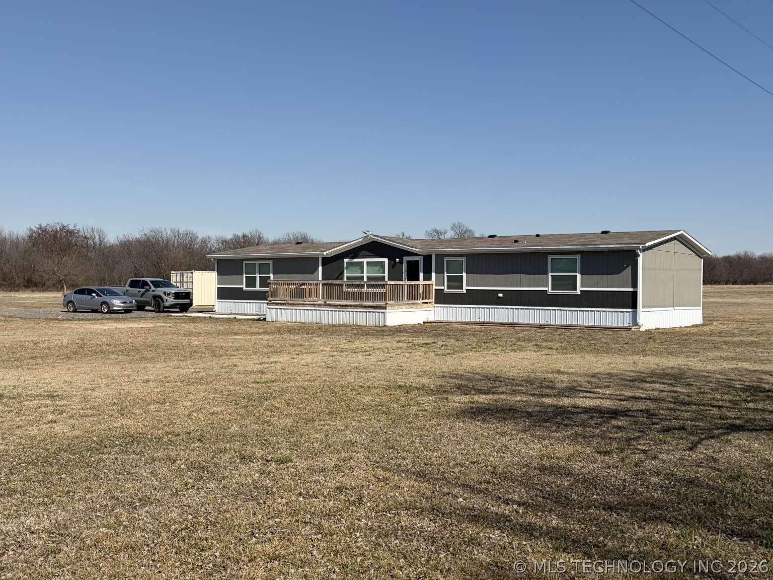 2206 N 184th Road Property Photo 2