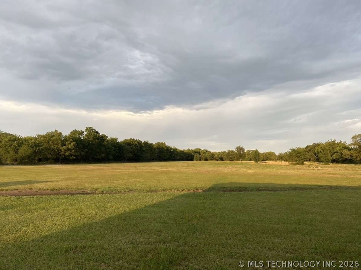 2206 N 184th Road Property Photo 6