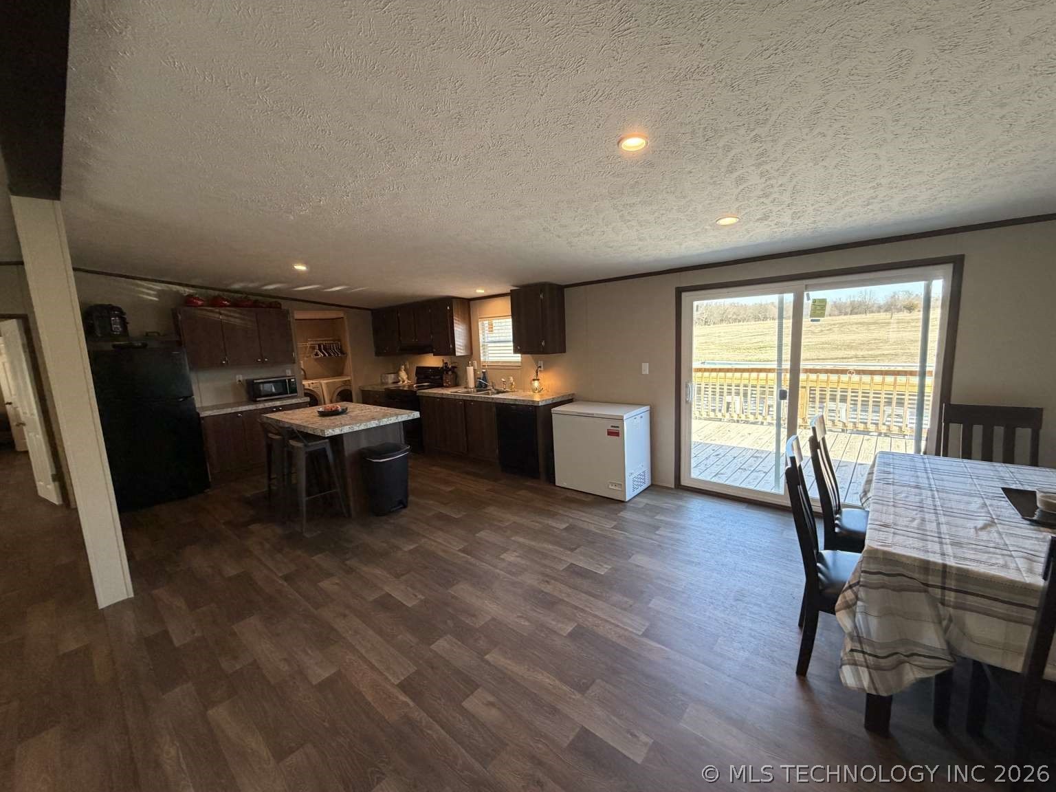 2206 N 184th Road Property Photo 10