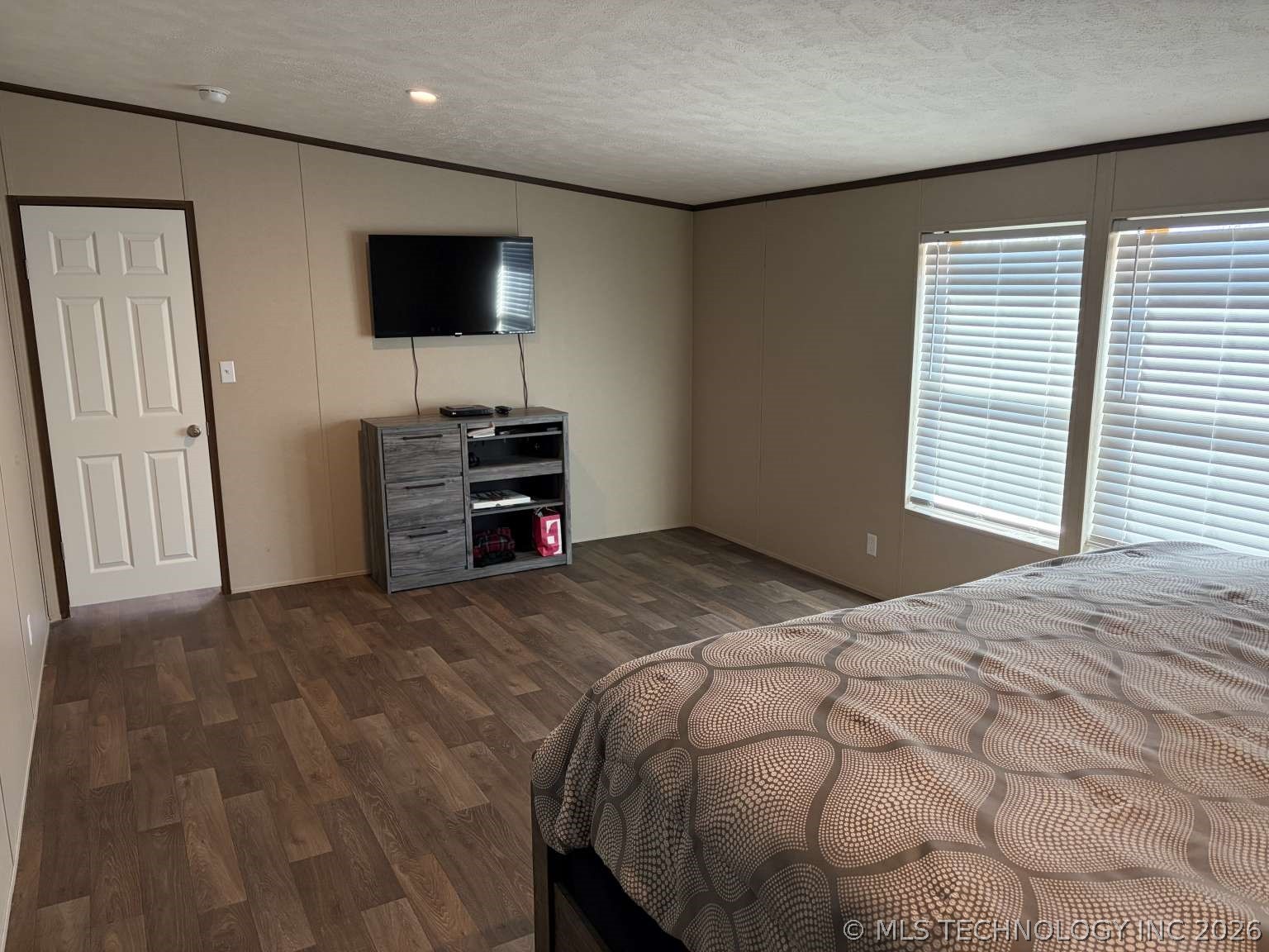 2206 N 184th Road Property Photo 17