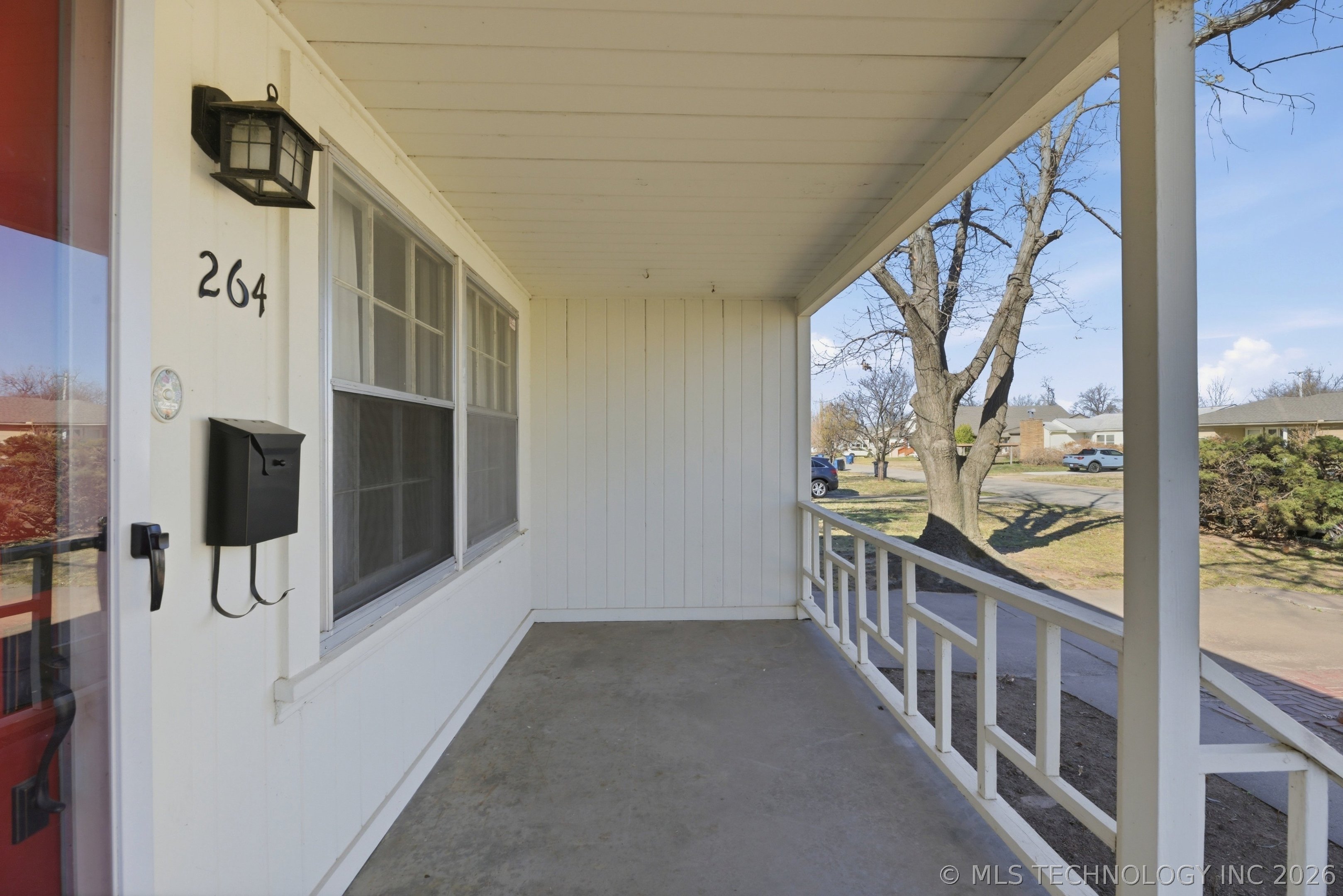 264 E 46th Street Property Photo 4