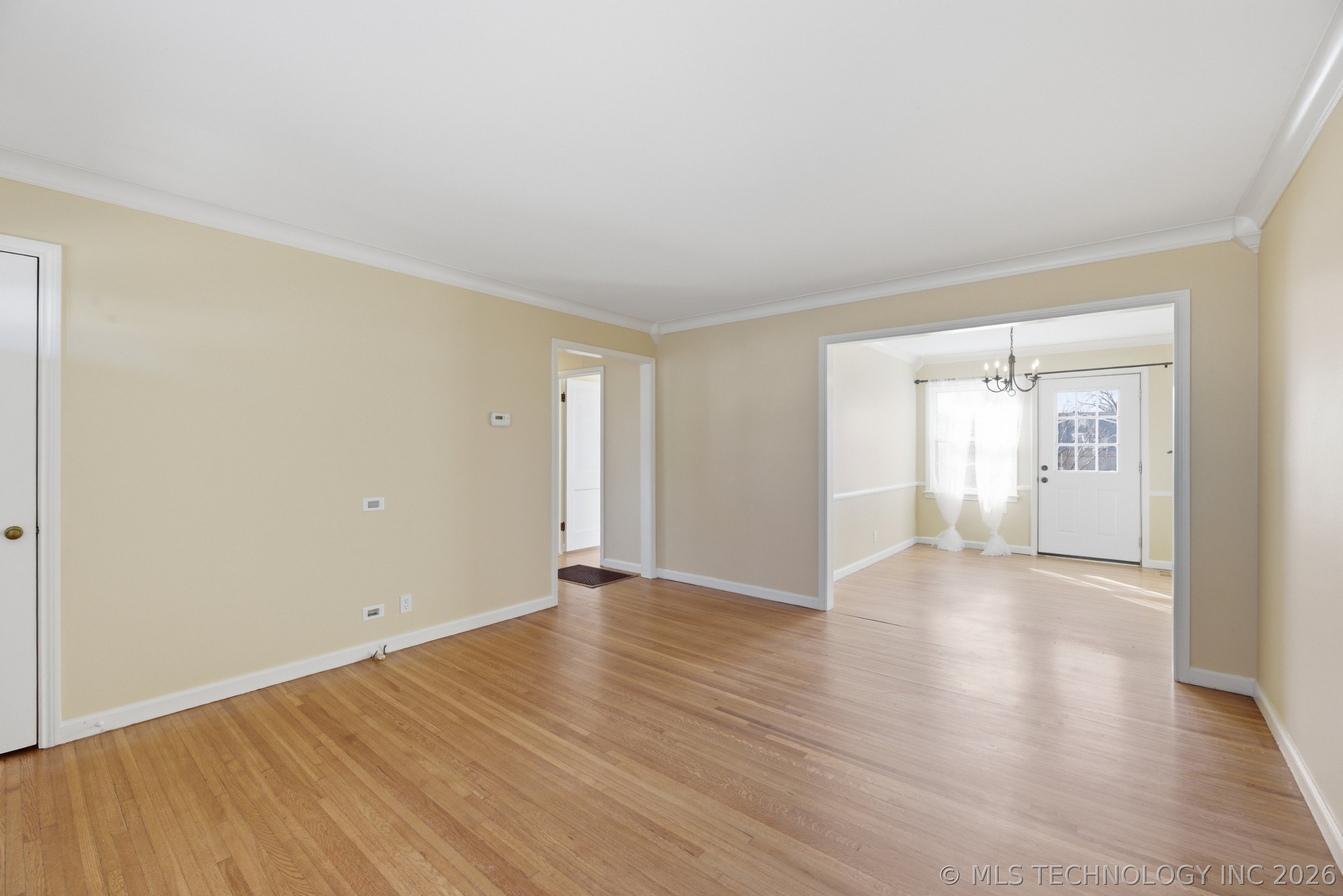 264 E 46th Street Property Photo 9