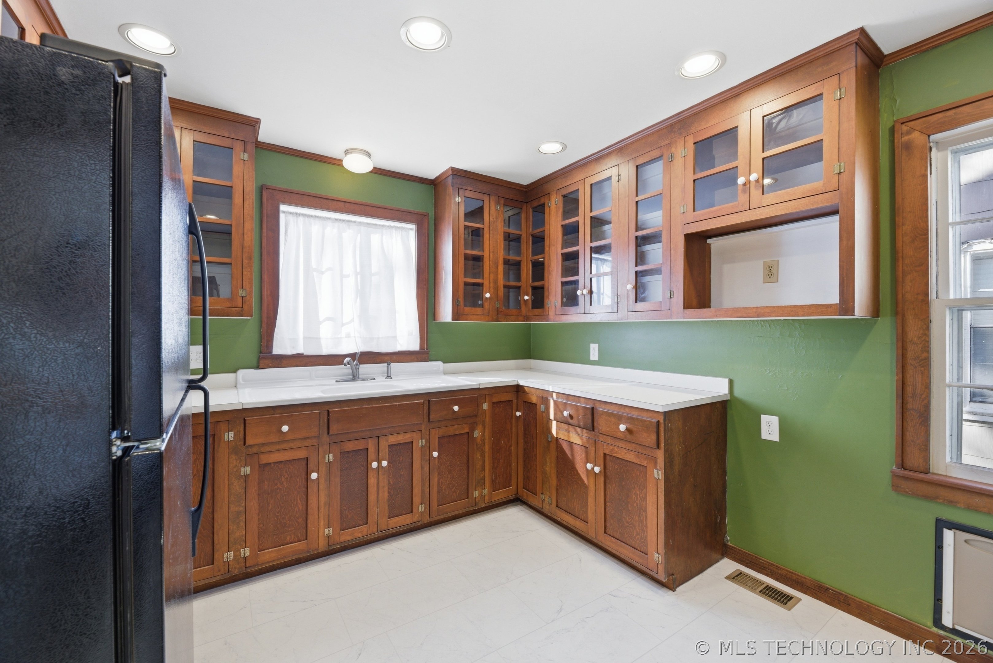 264 E 46th Street Property Photo 12